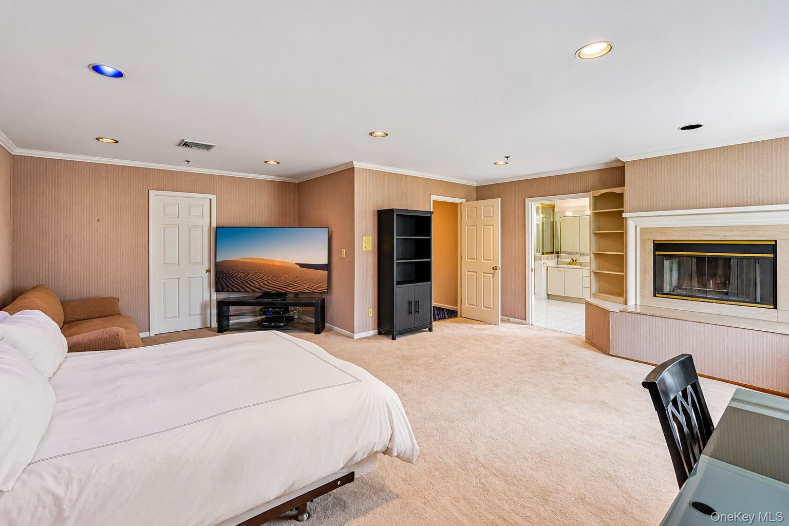 Photo 32 of this property