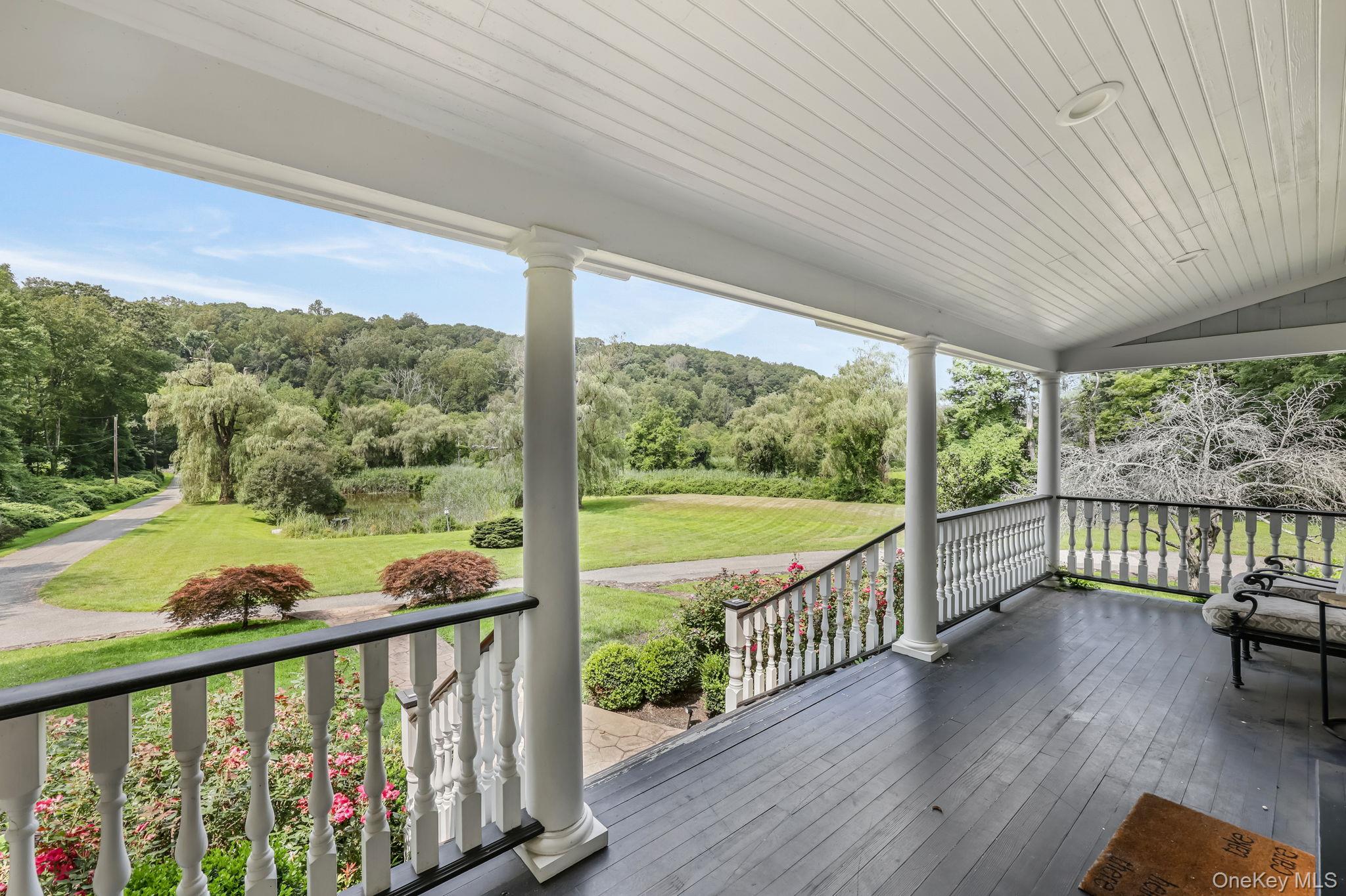 Photo 4 of this property