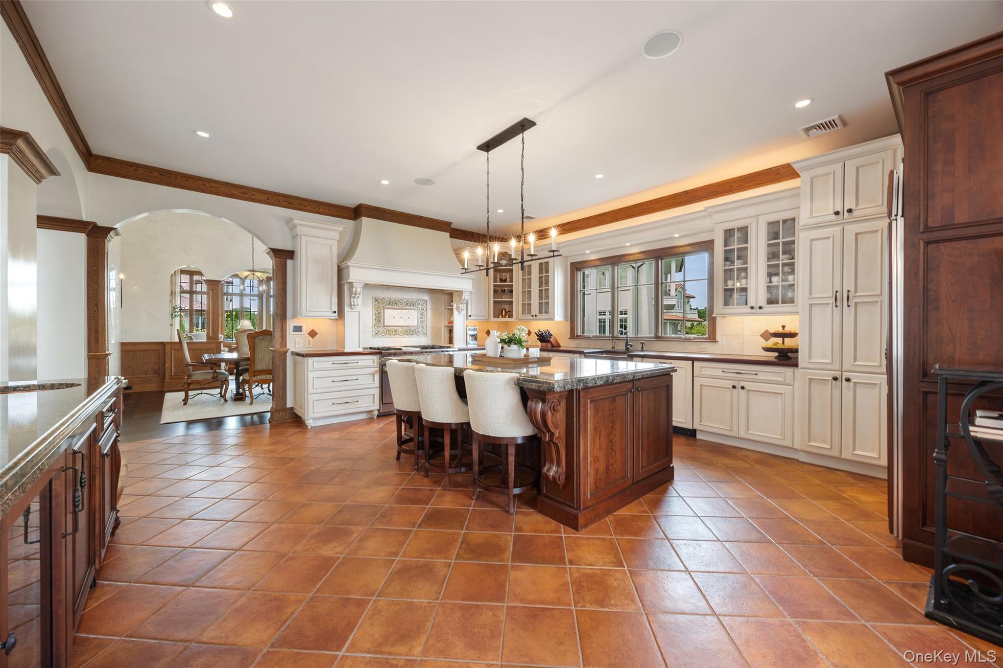Photo 11 of this property