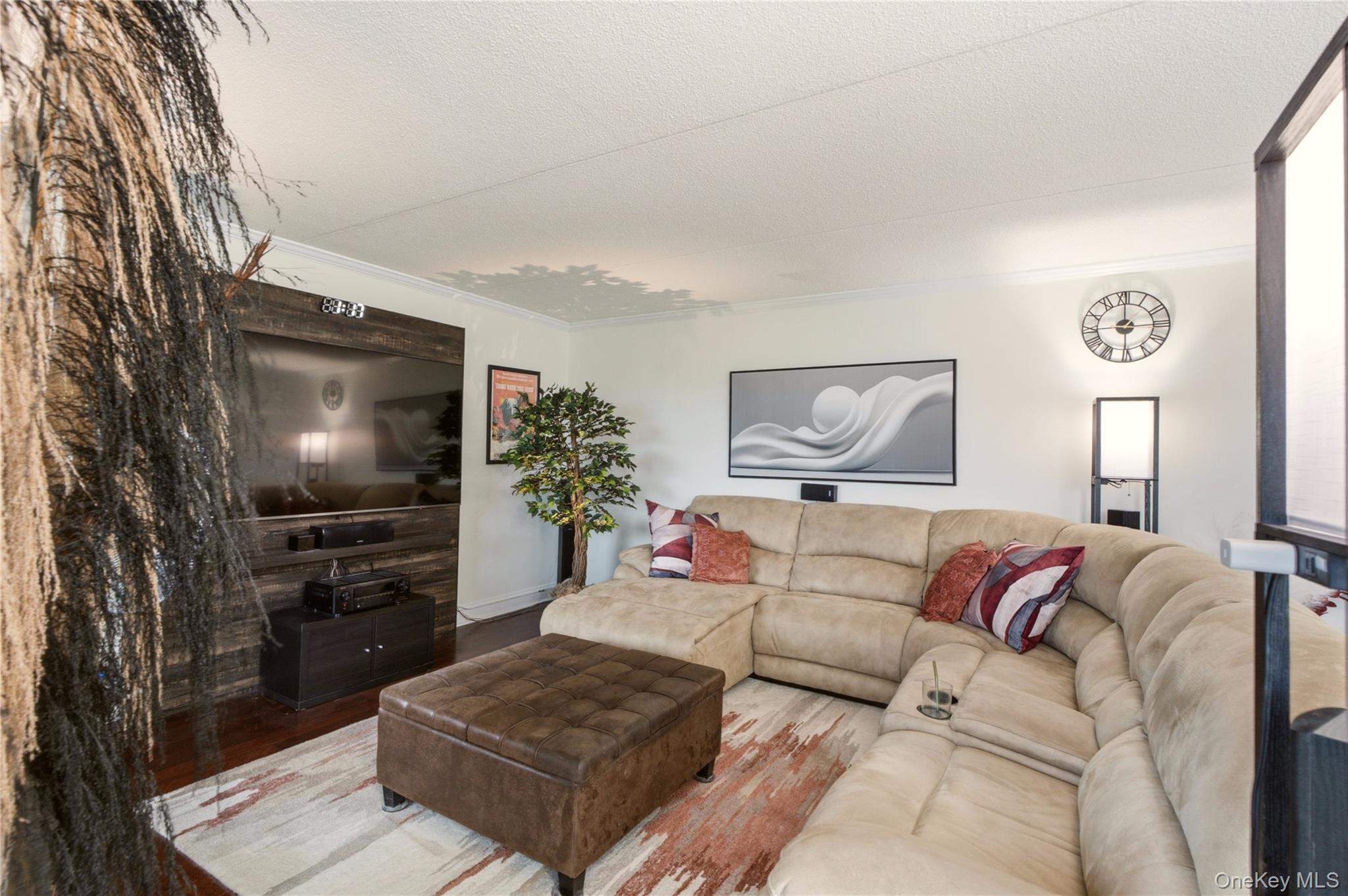 Photo 6 of this property