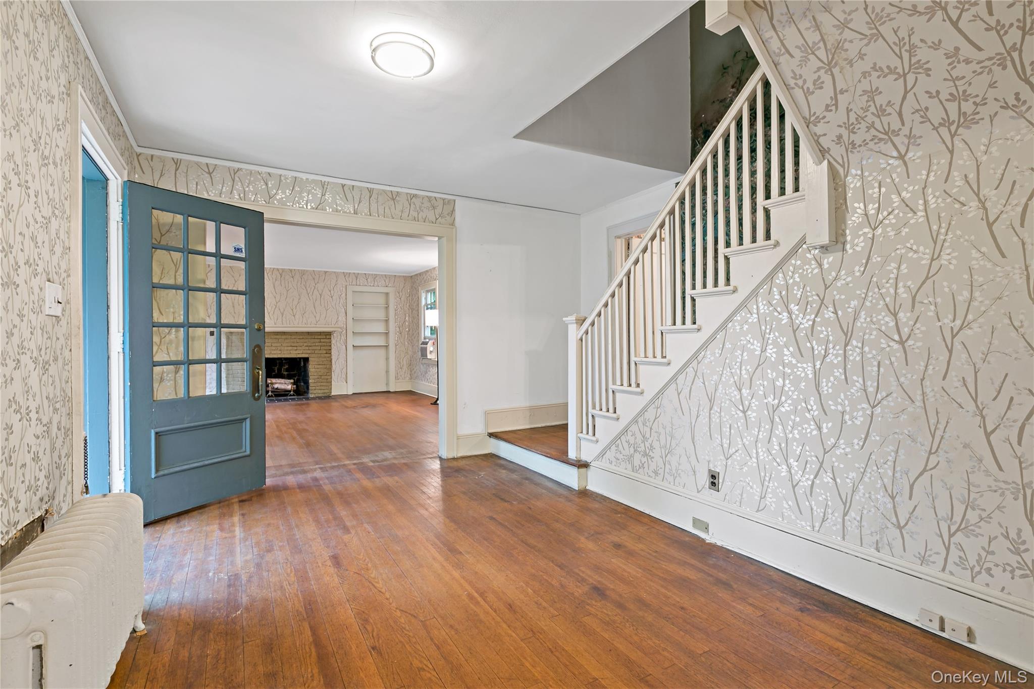 Photo 3 of this property