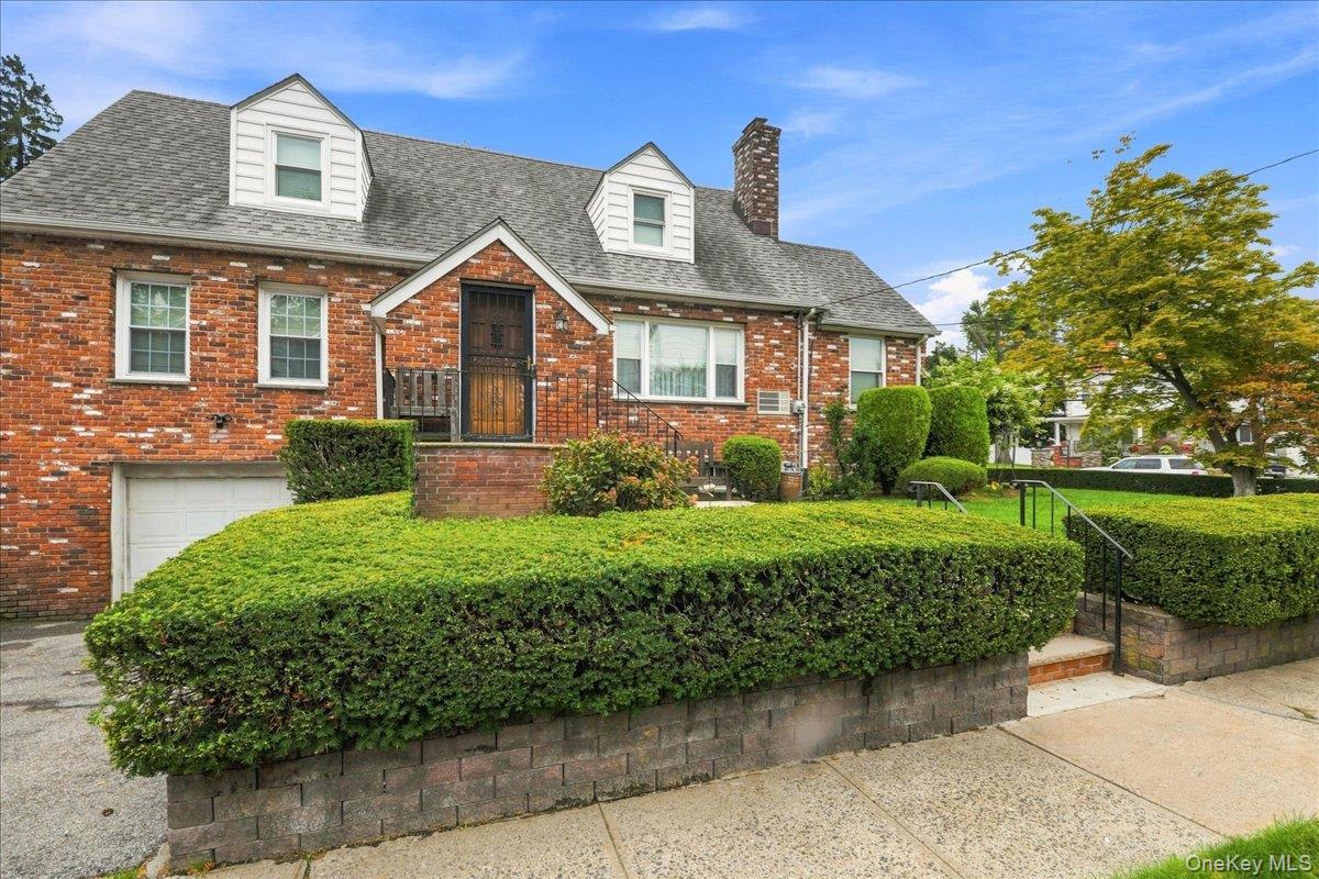 Photo 4 of this property