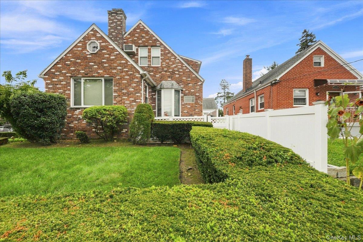 Photo 6 of this property