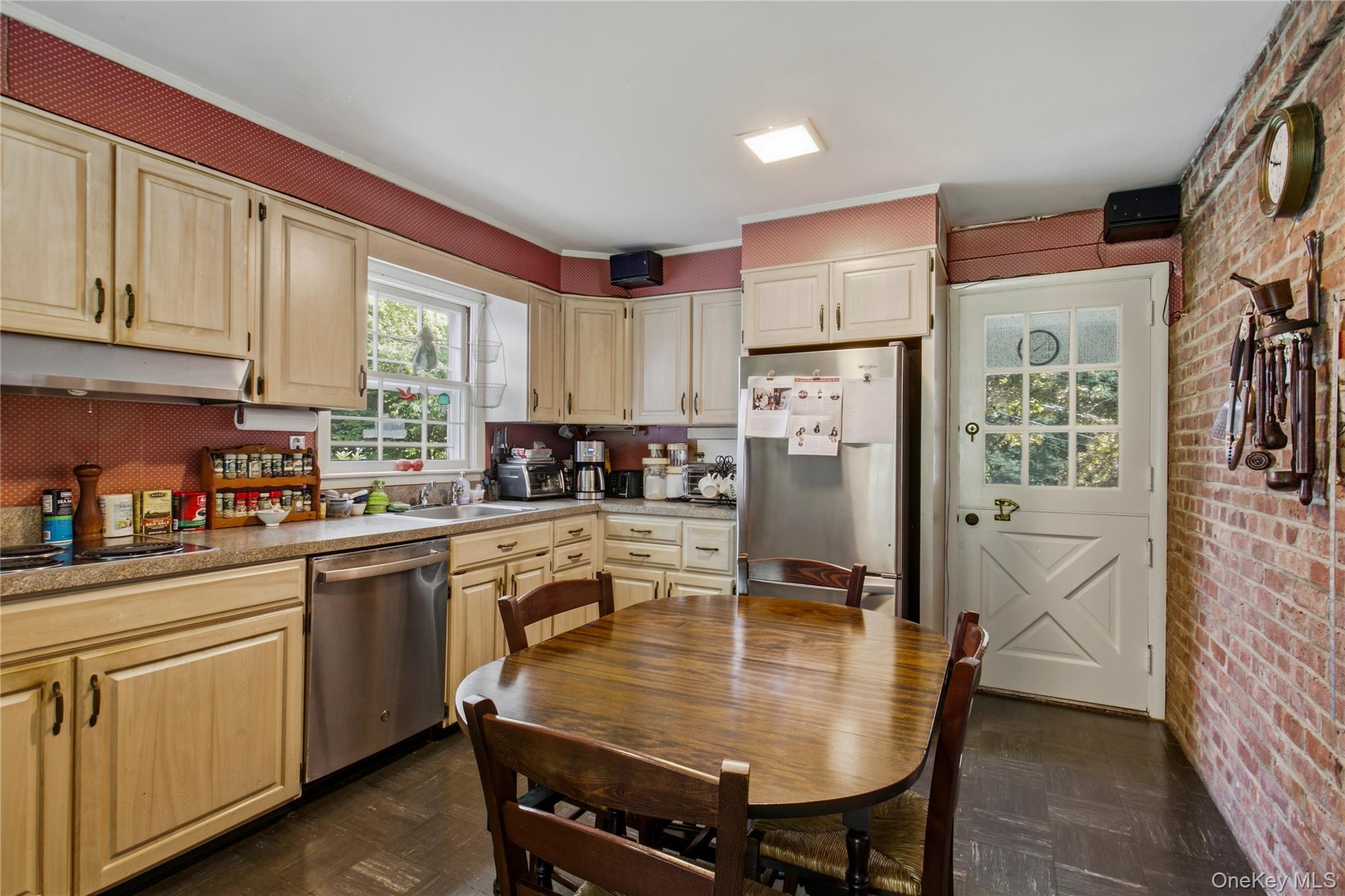Photo 10 of this property