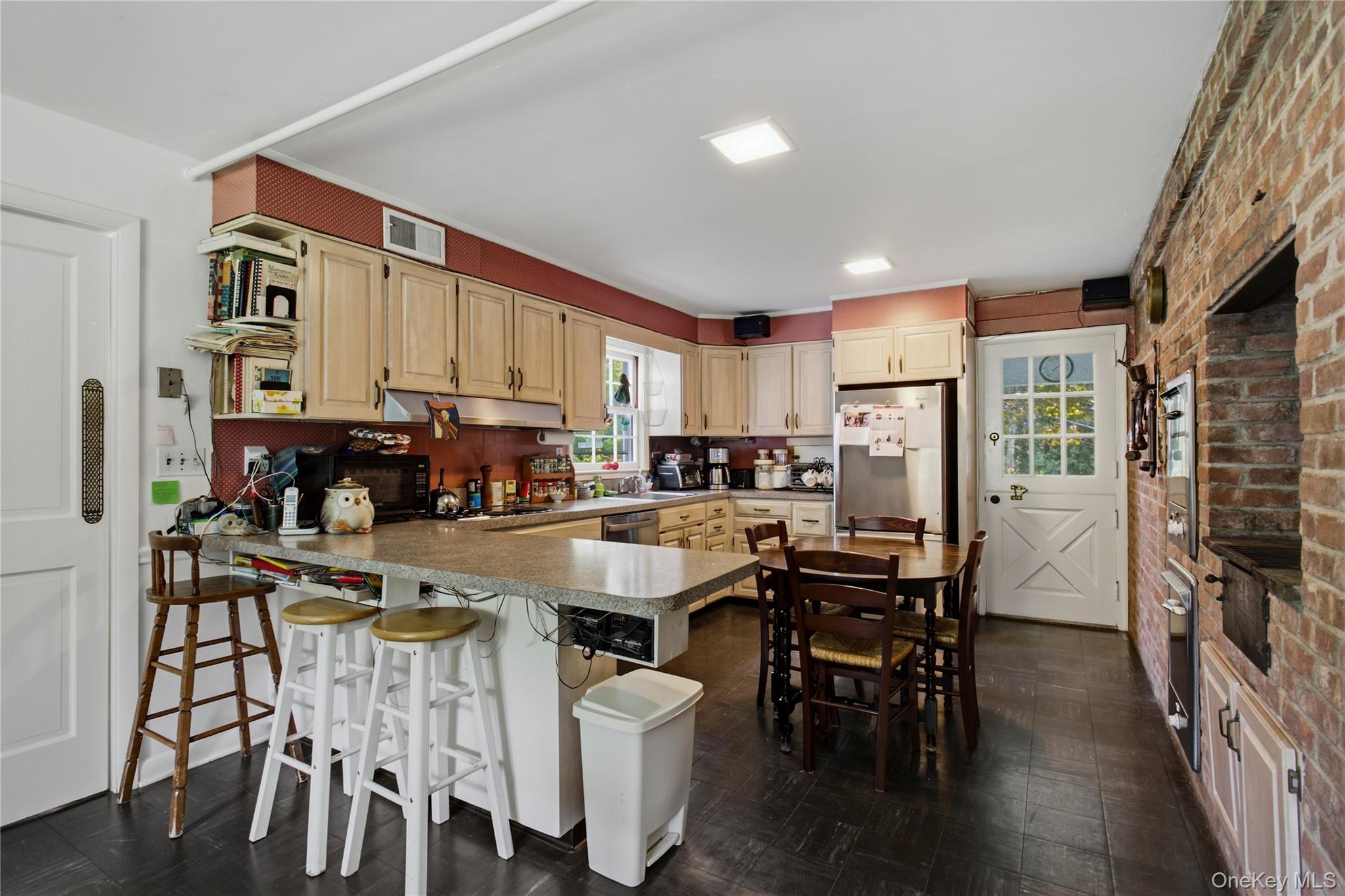 Photo 9 of this property