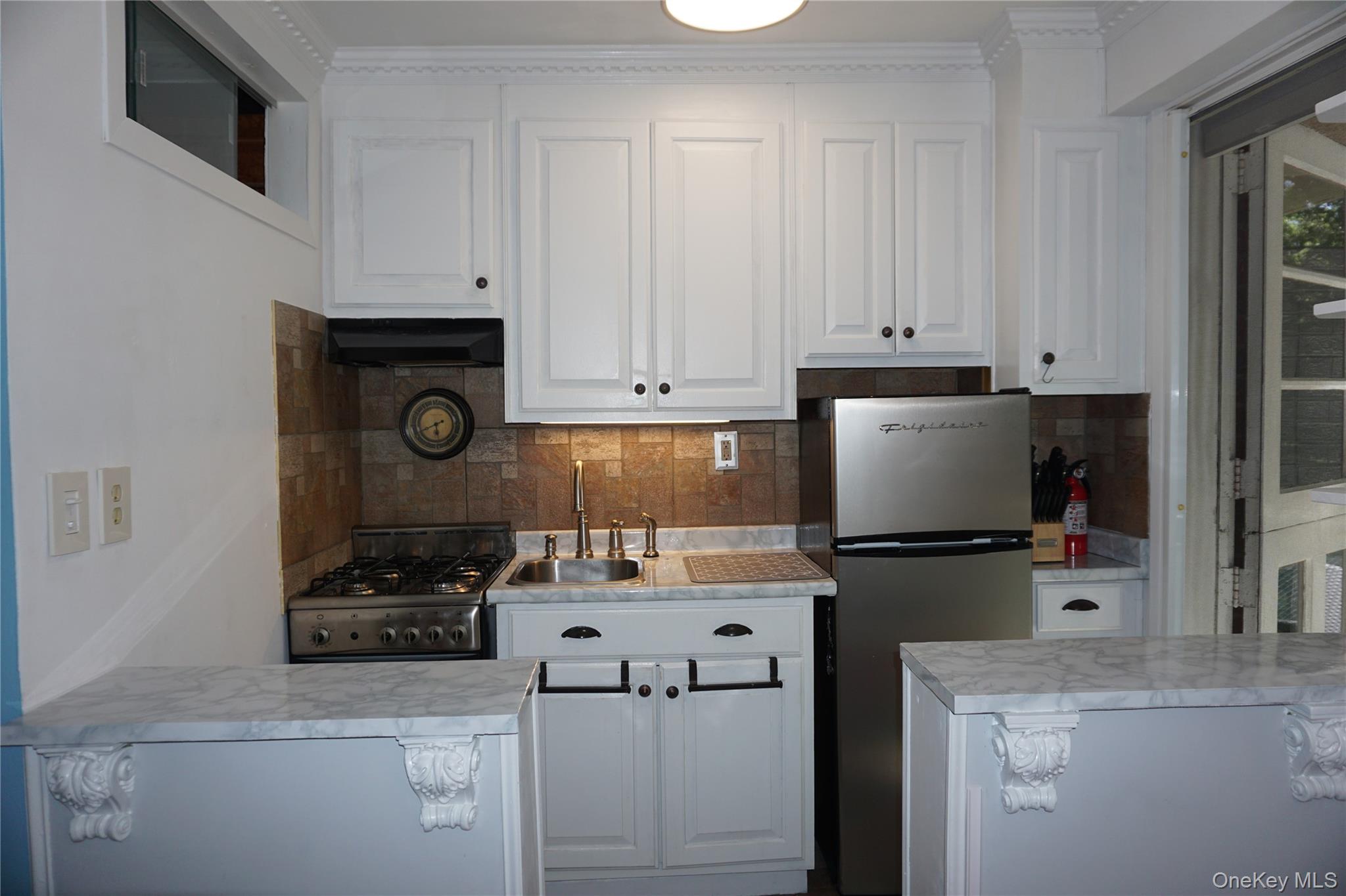Photo 3 of this property