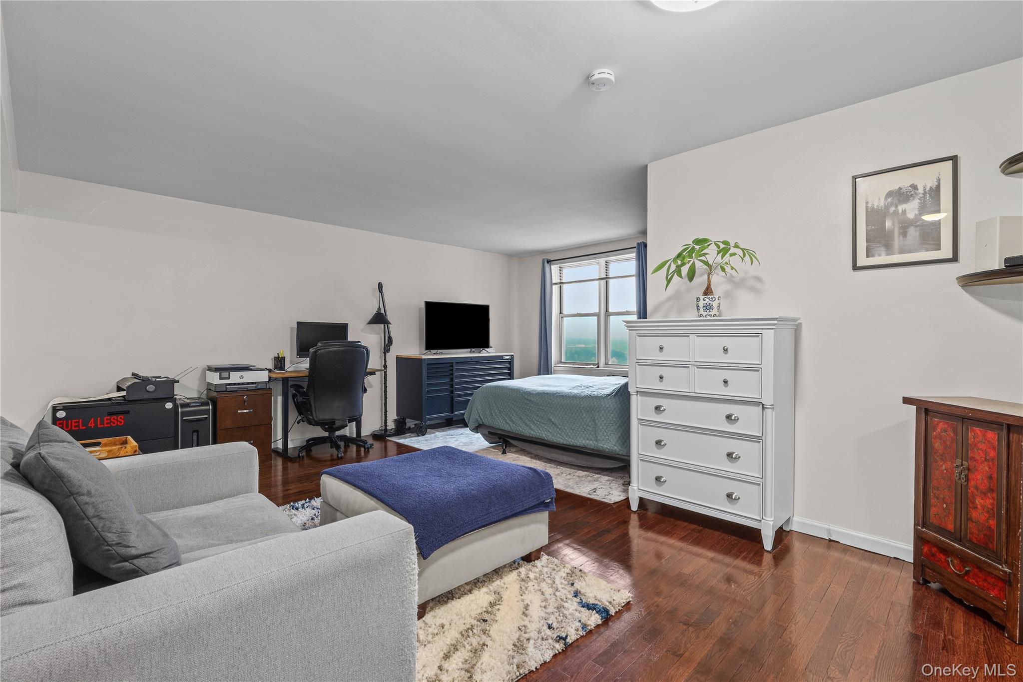Photo 8 of this property