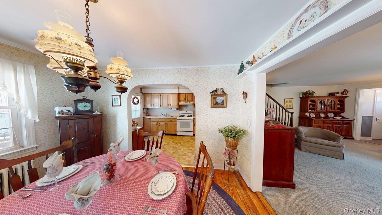 Photo 7 of this property