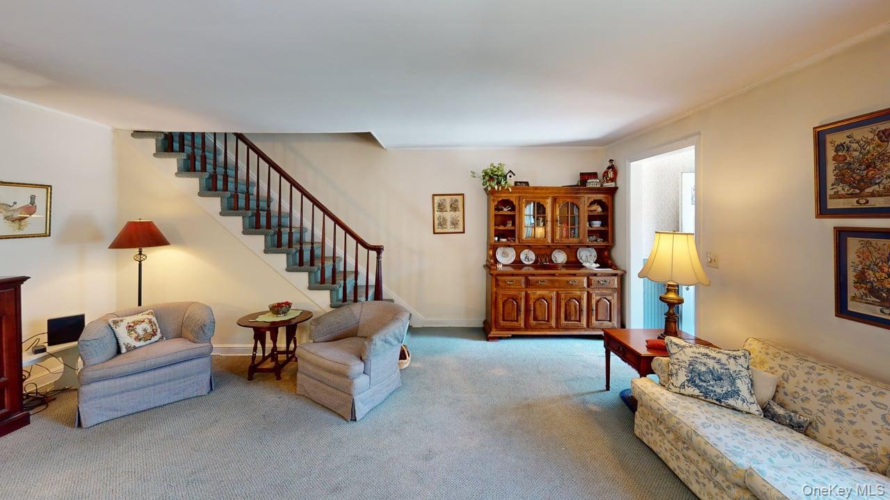 Photo 4 of this property