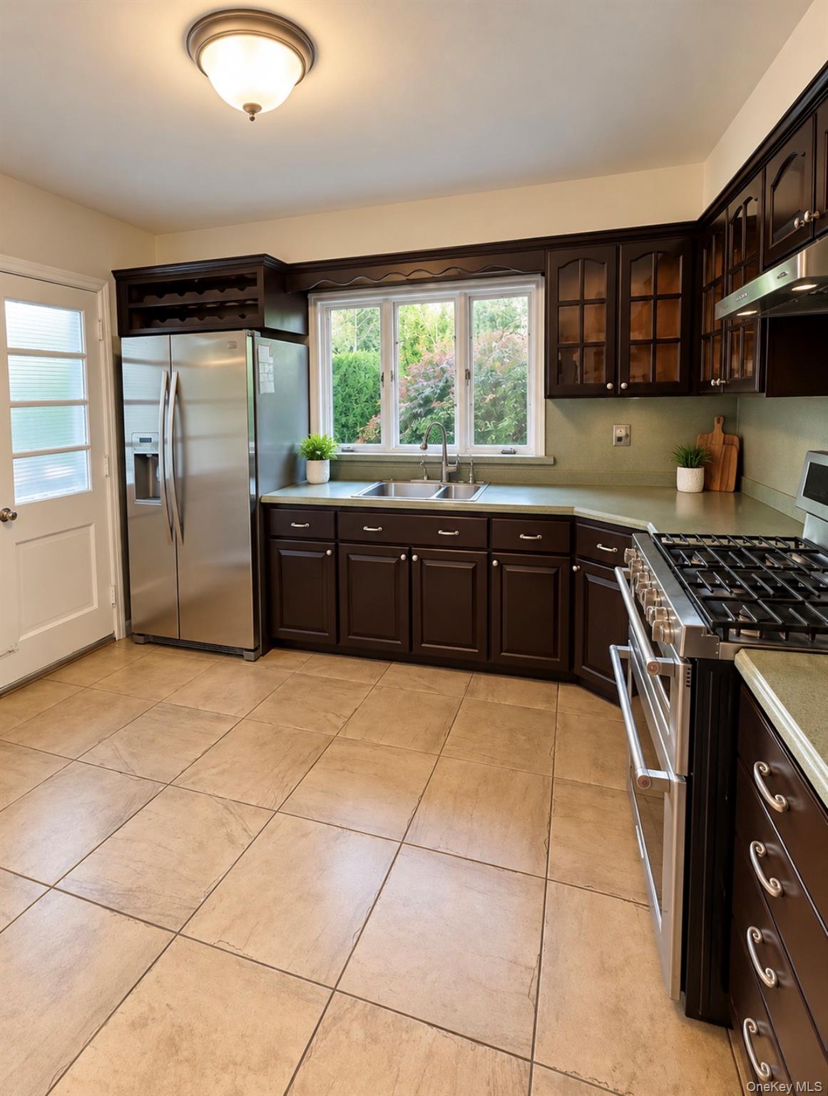 Photo 6 of this property