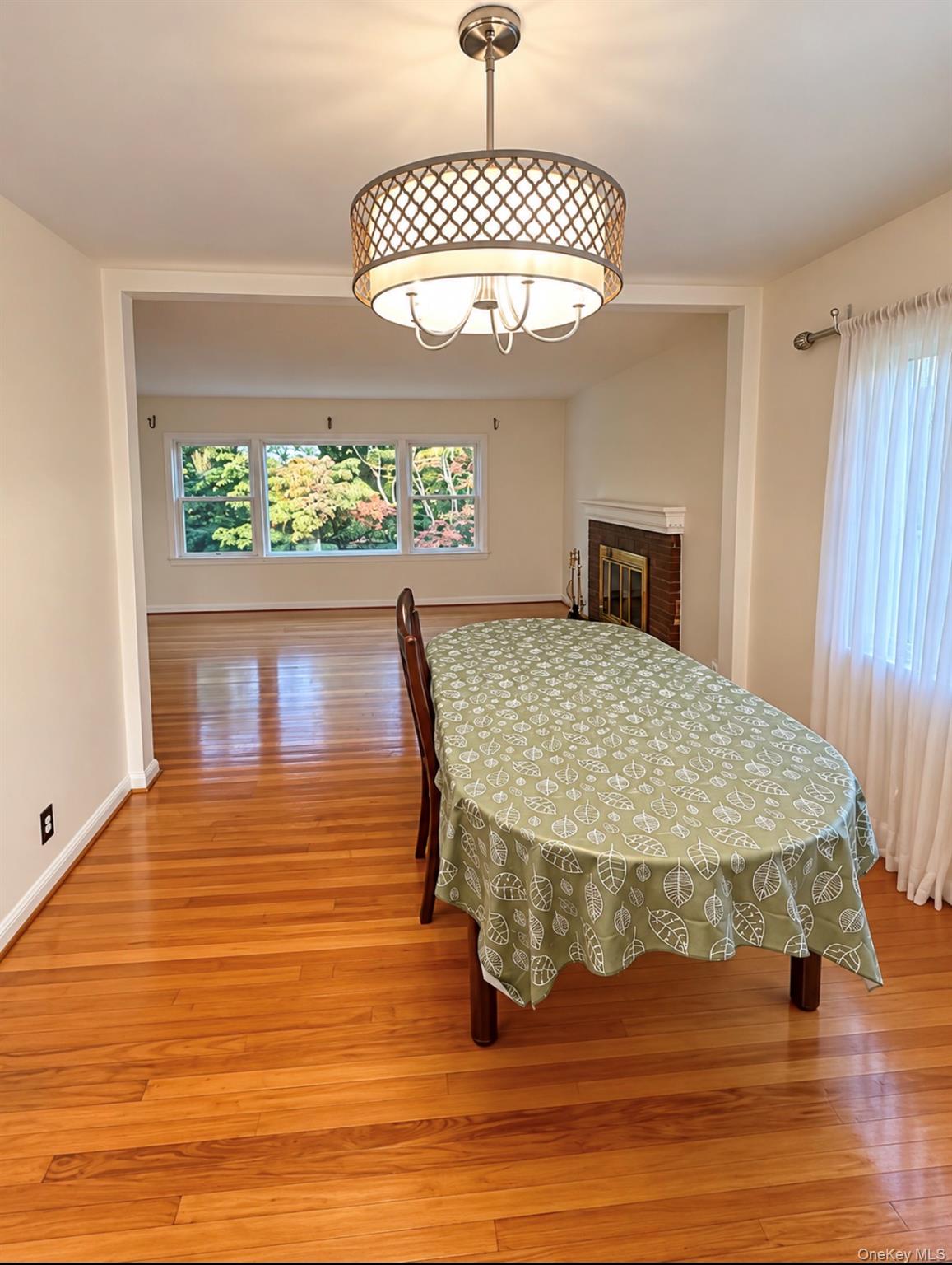 Photo 4 of this property