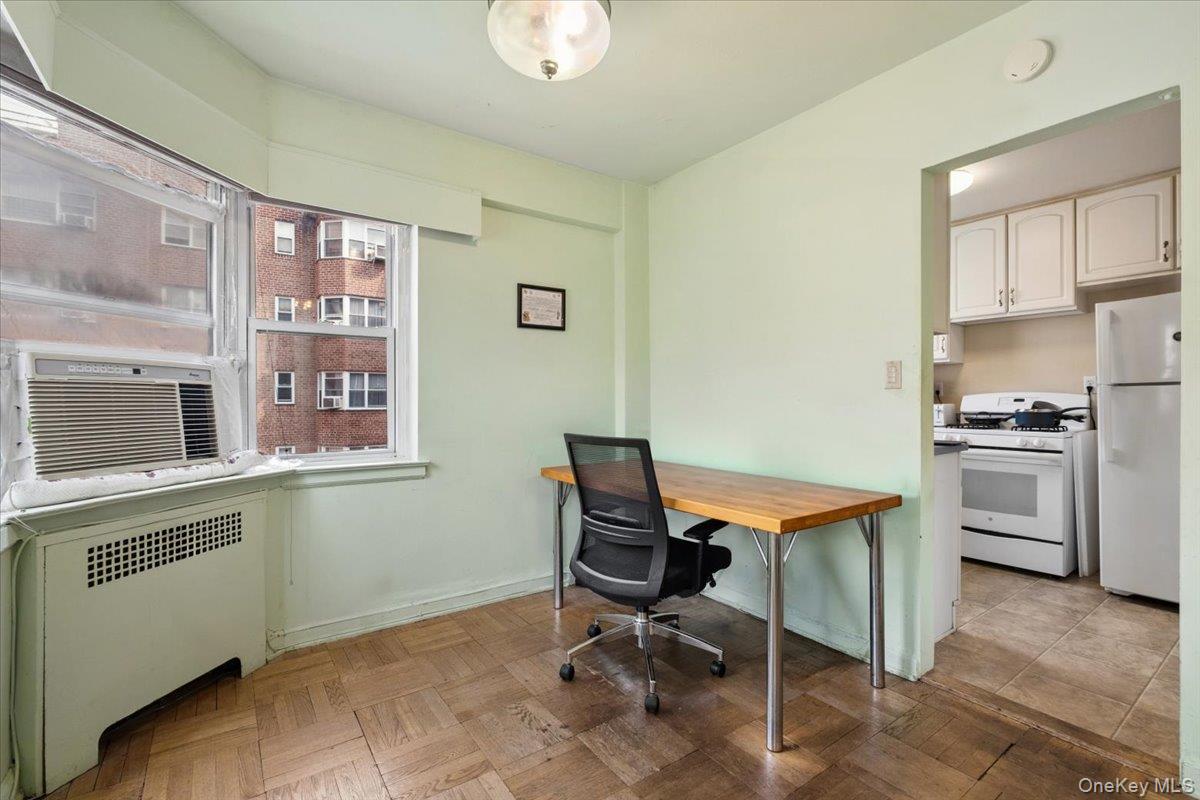 Photo 11 of this property