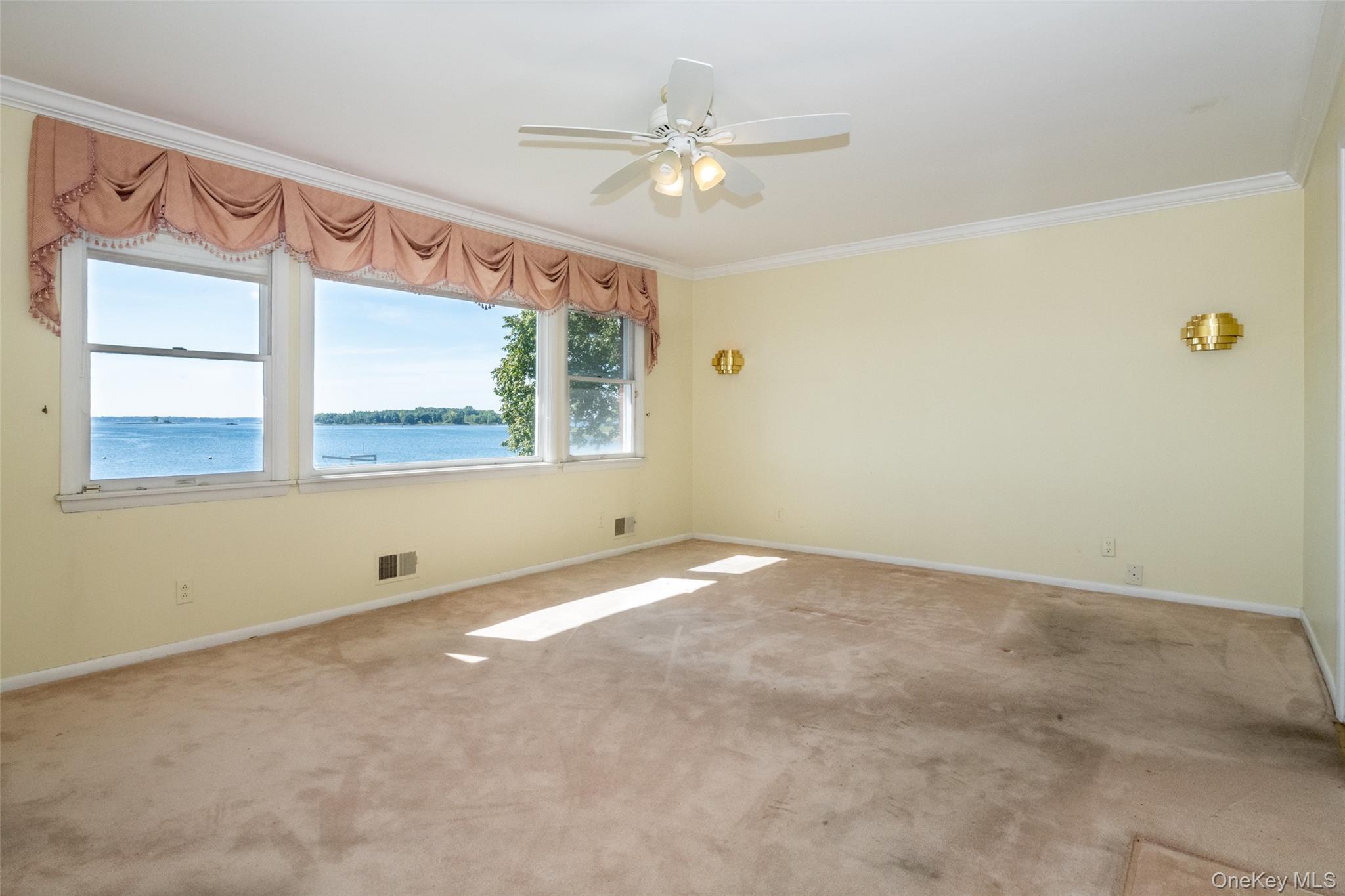 Photo 18 of this property