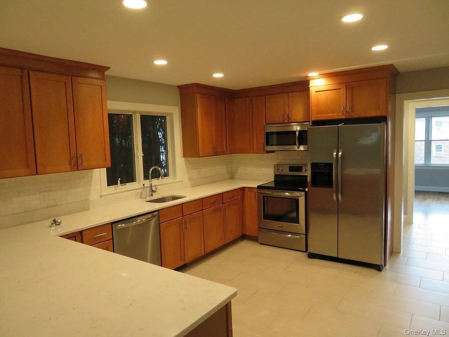 Photo 6 of this property