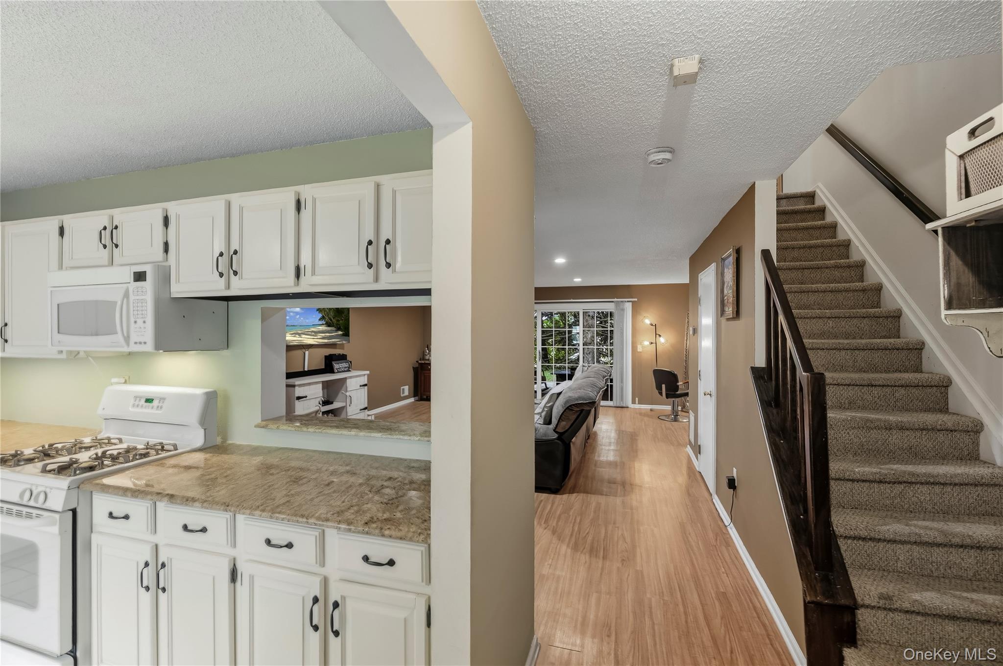 Photo 4 of this property