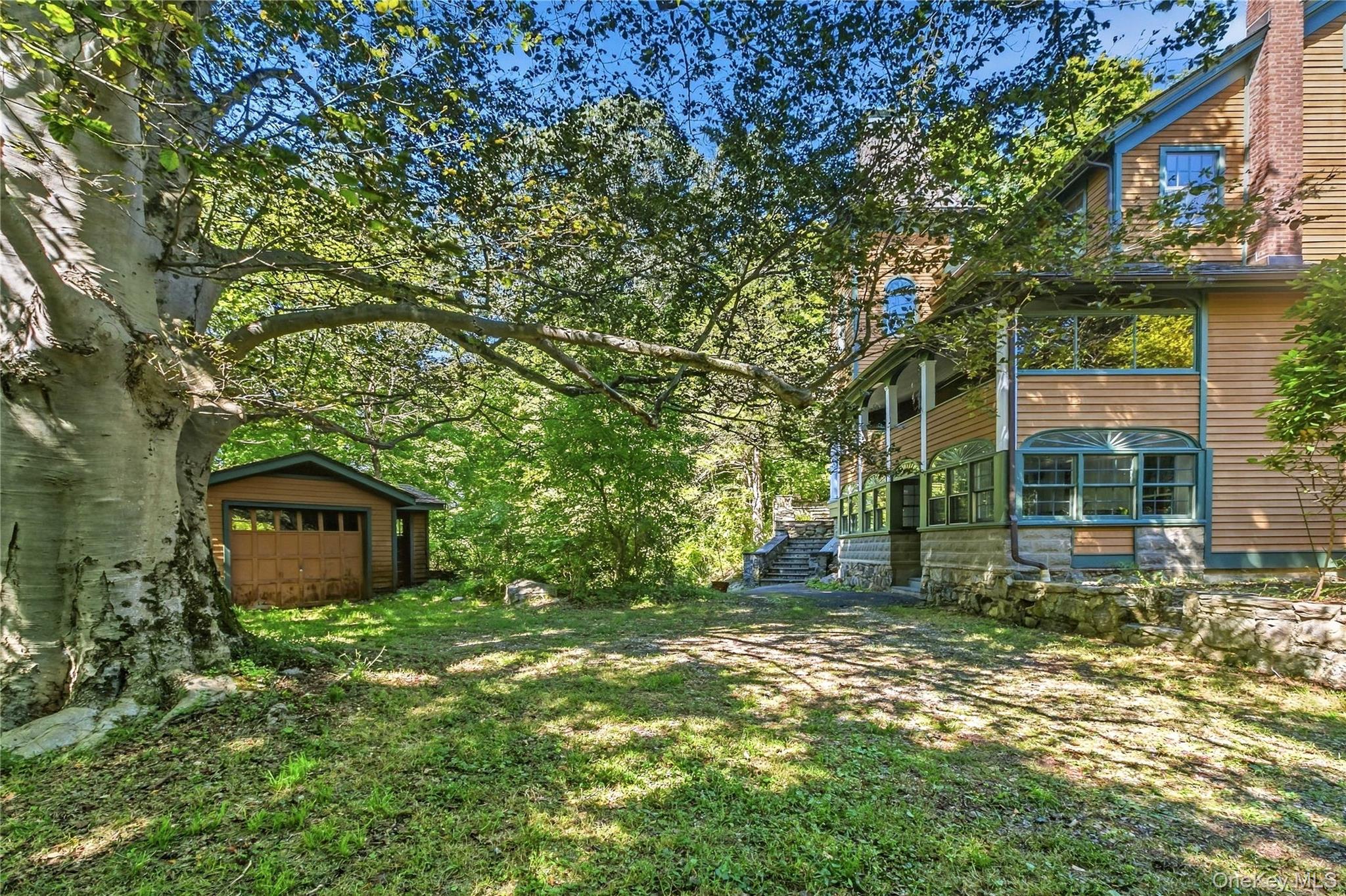 Photo 3 of this property