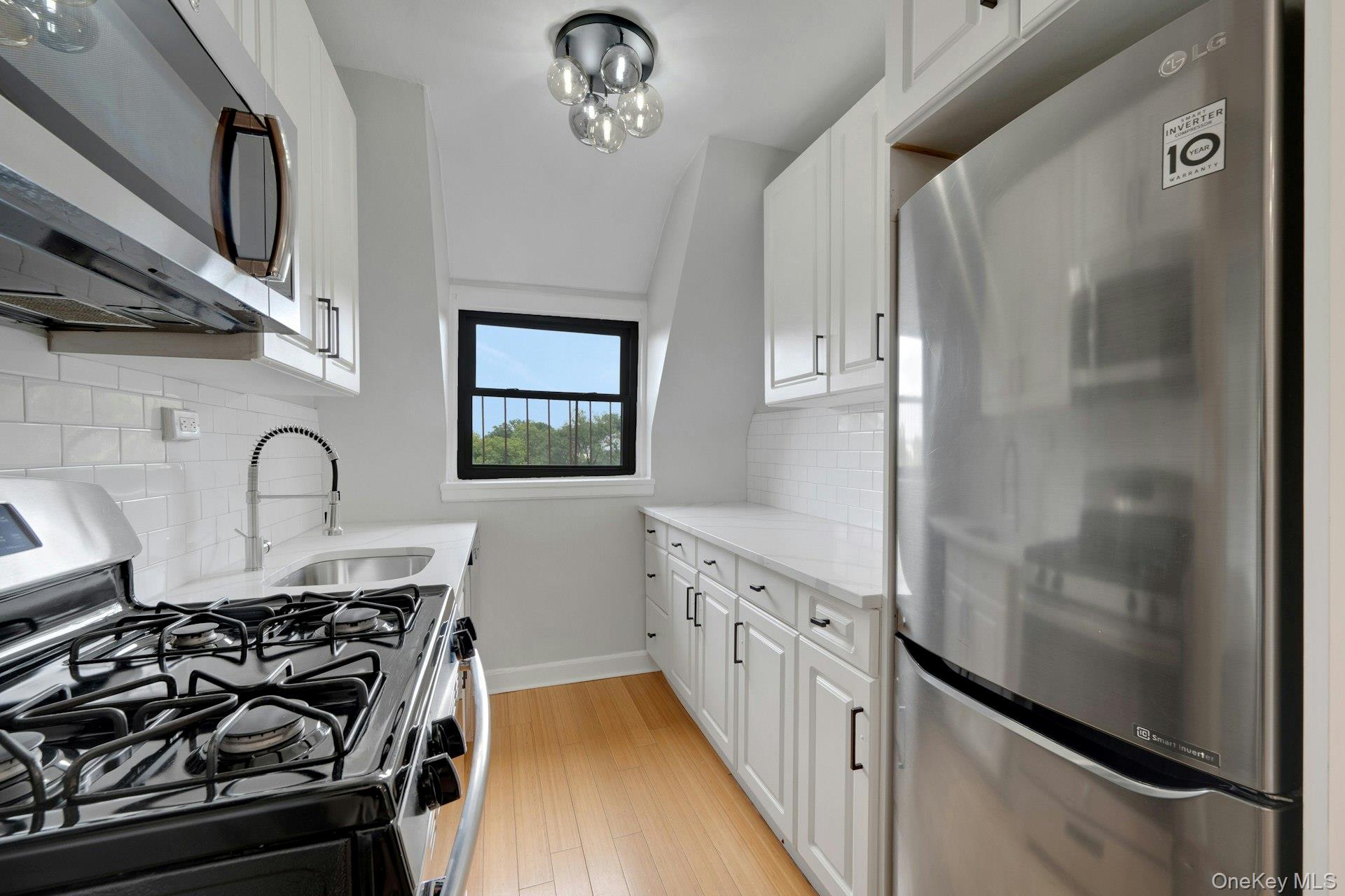Photo 7 of this property