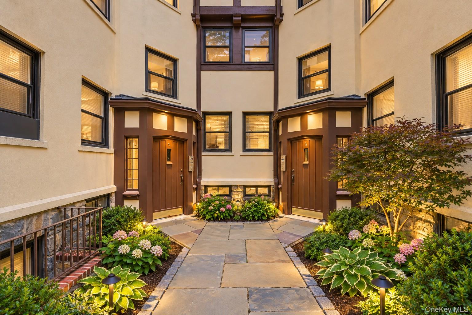 Photo 4 of this property