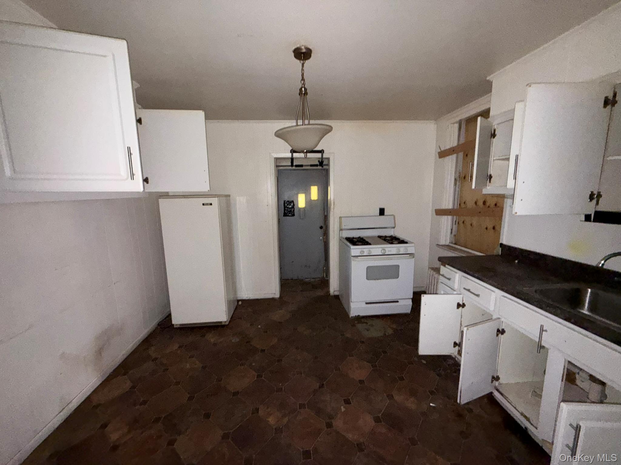 Photo 5 of this property