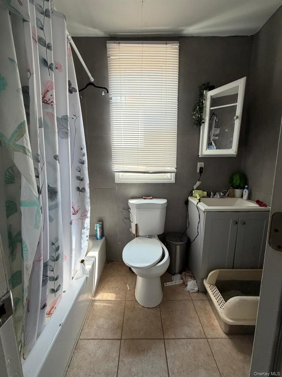 Photo 3 of this property