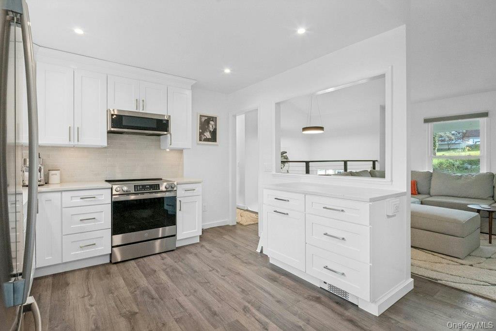 Photo 7 of this property