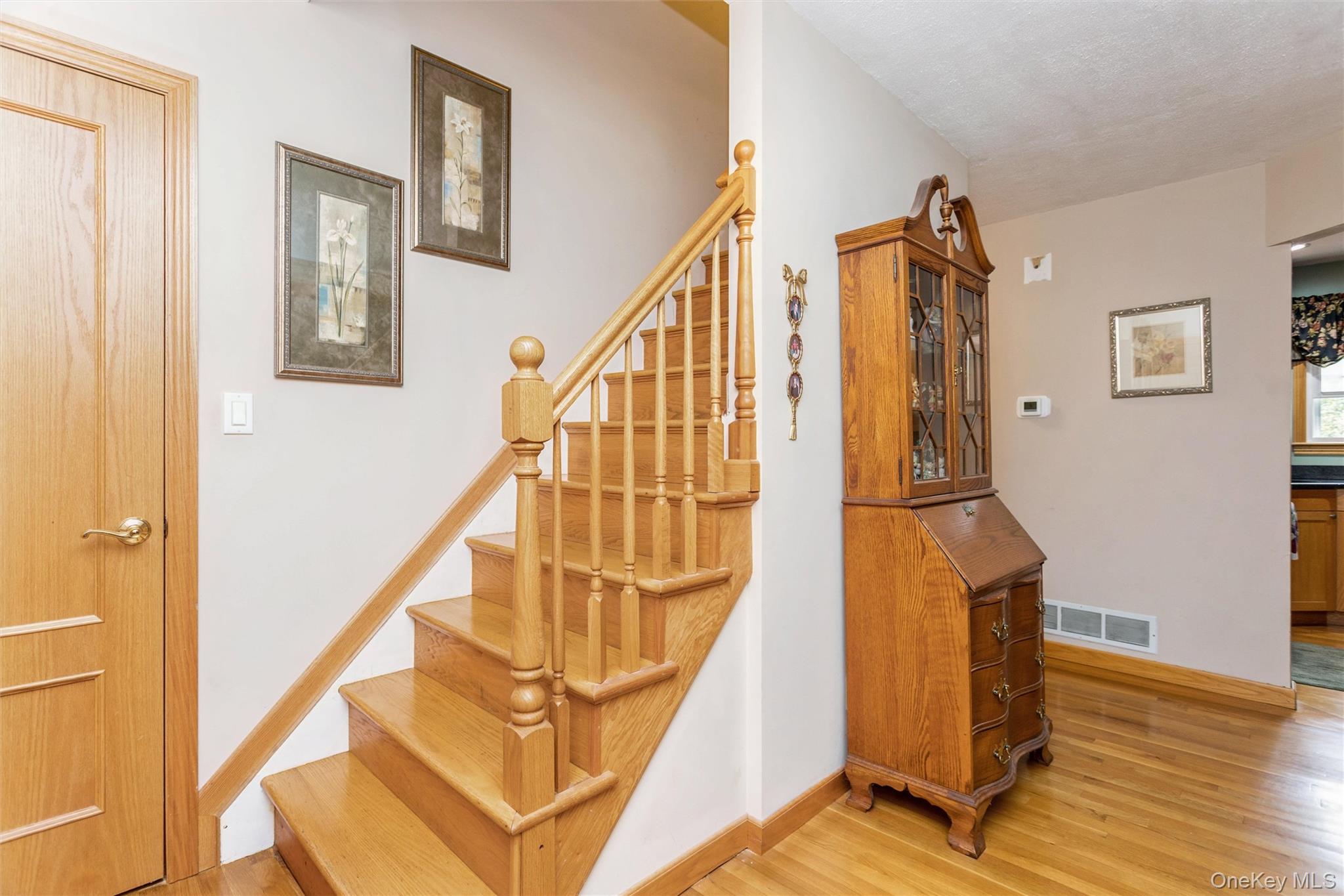 Photo 4 of this property