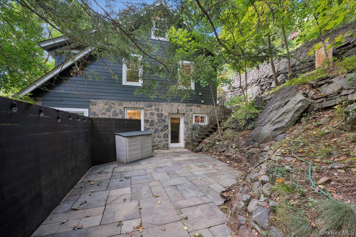 Photo 6 of this property