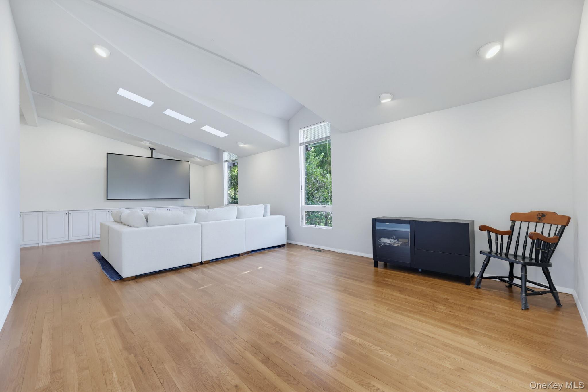 Photo 7 of this property