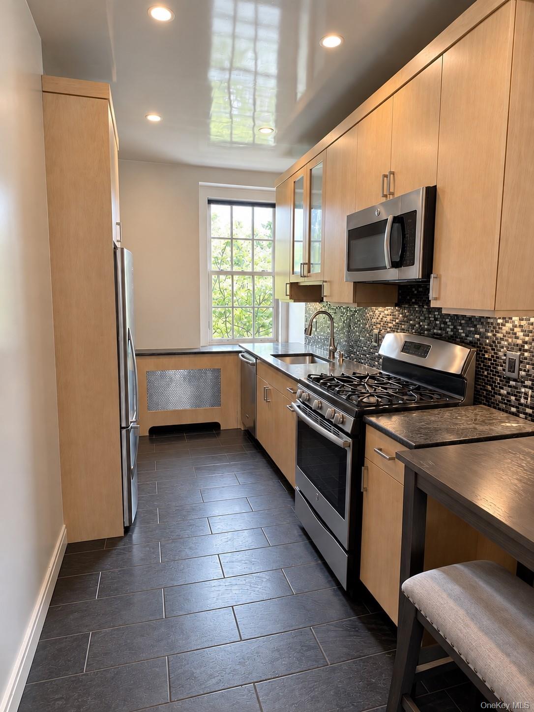 Photo 6 of this property