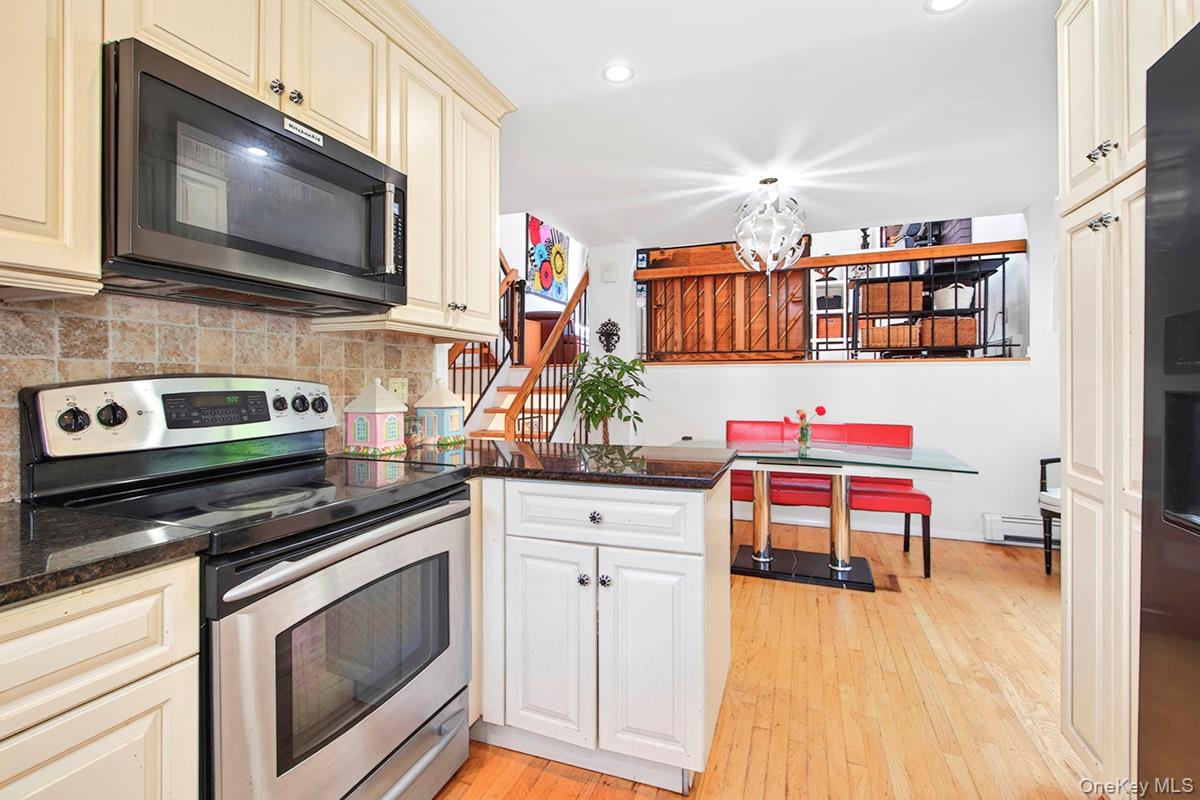 Photo 6 of this property