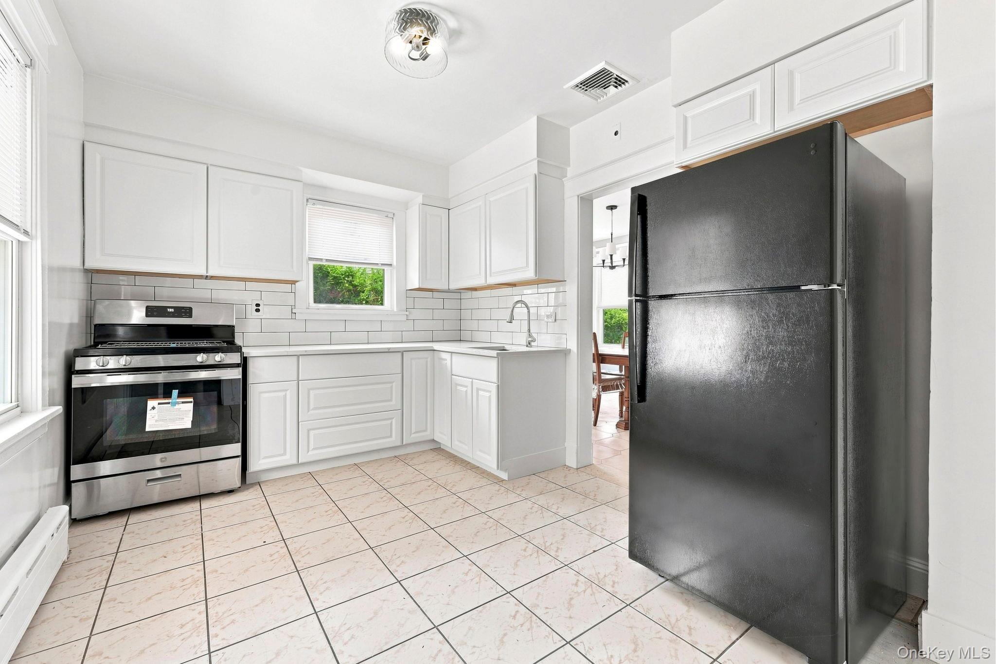 Photo 3 of this property