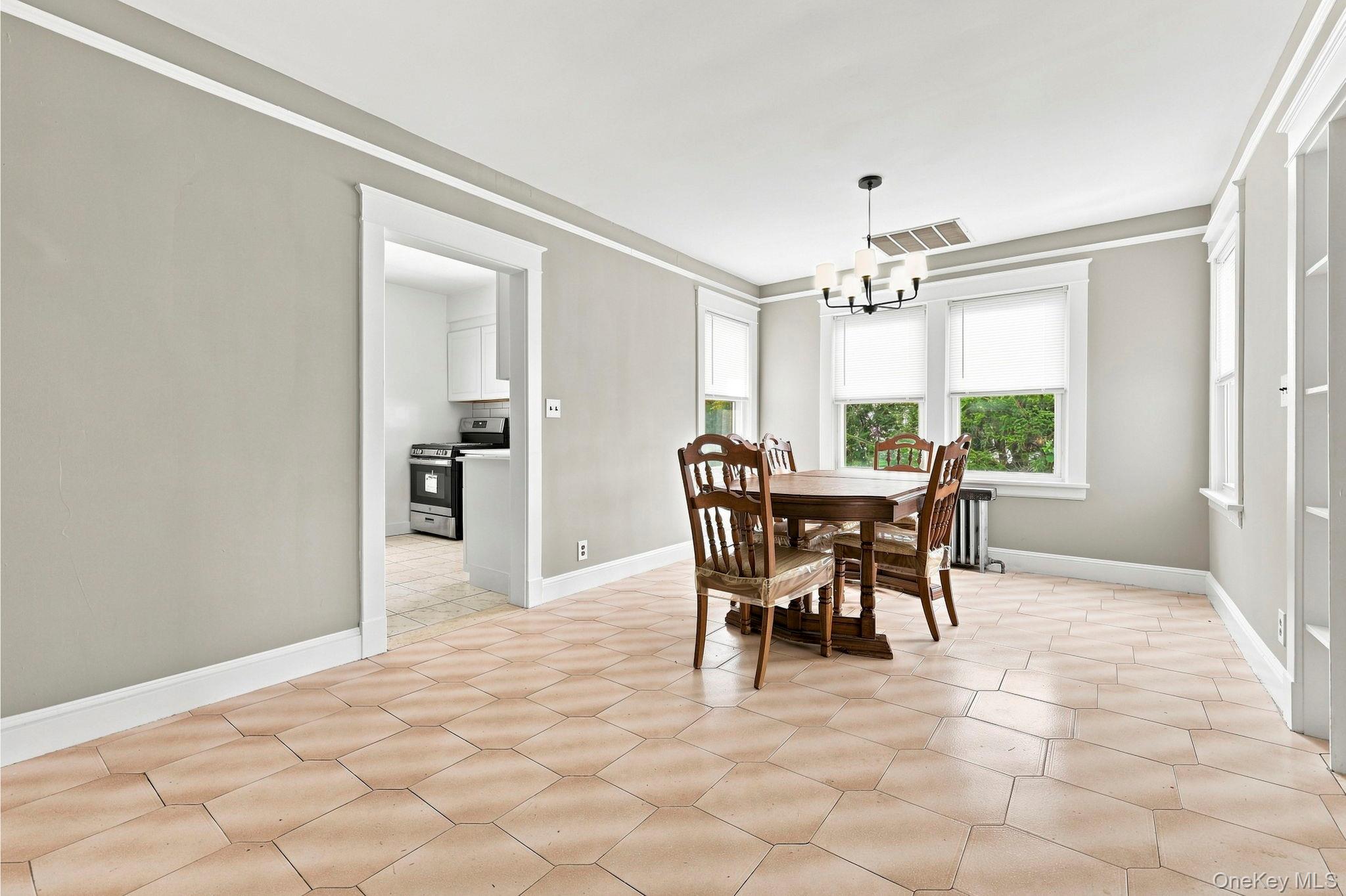 Photo 4 of this property