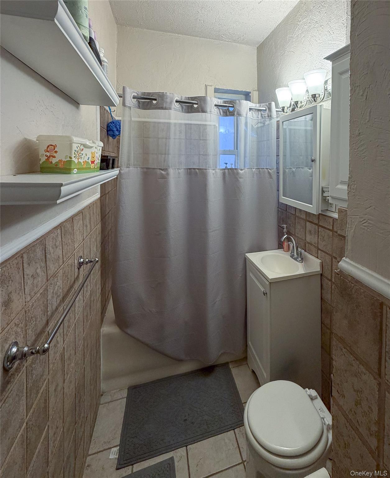 Photo 7 of this property