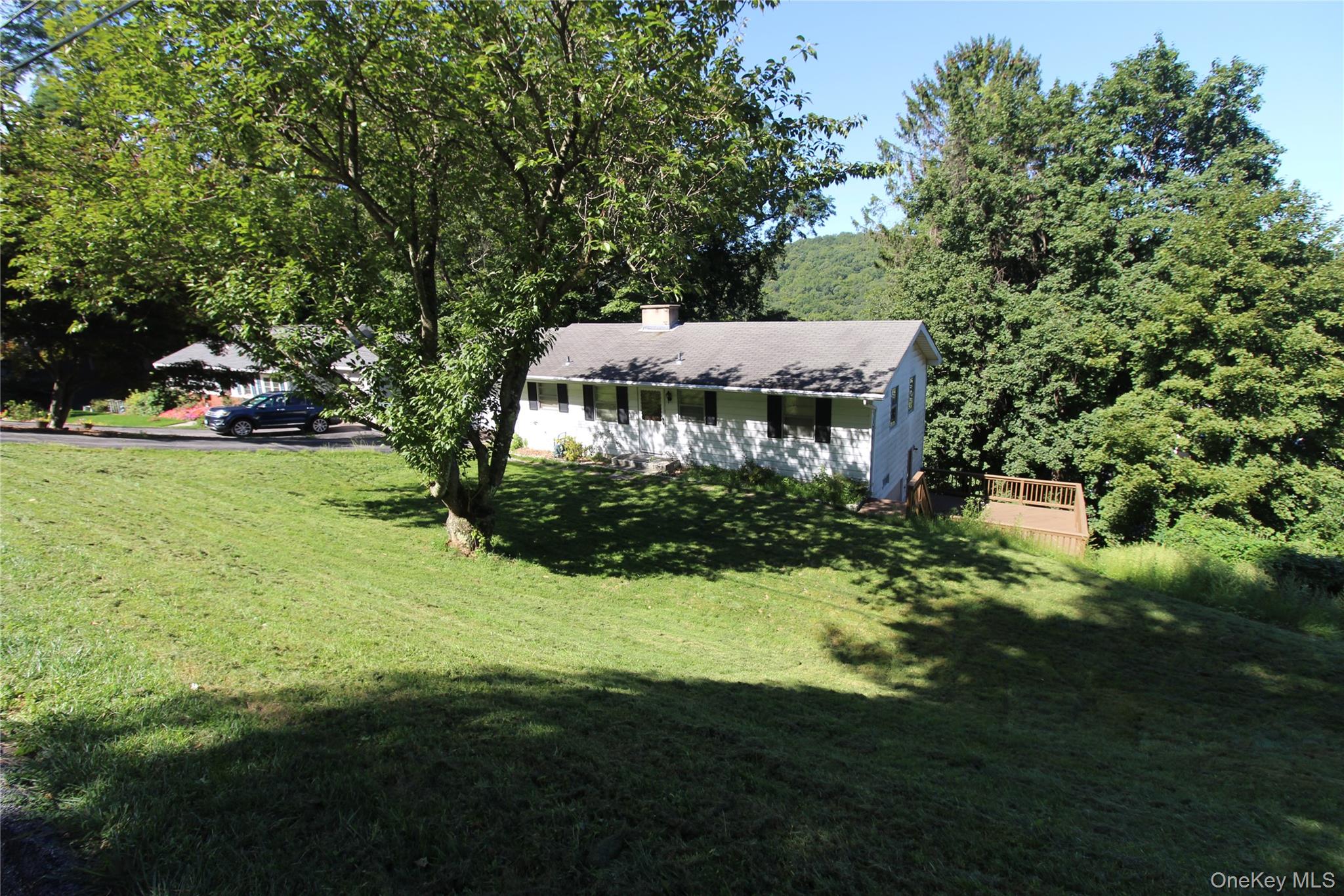 Photo 3 of this property