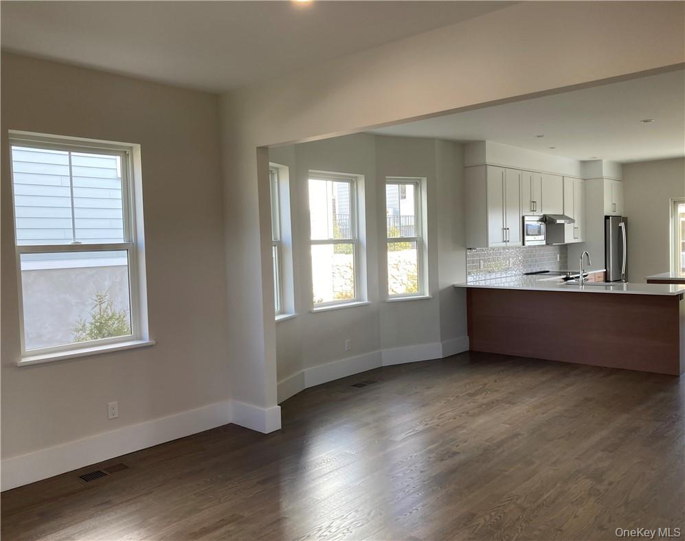 Photo 7 of this property