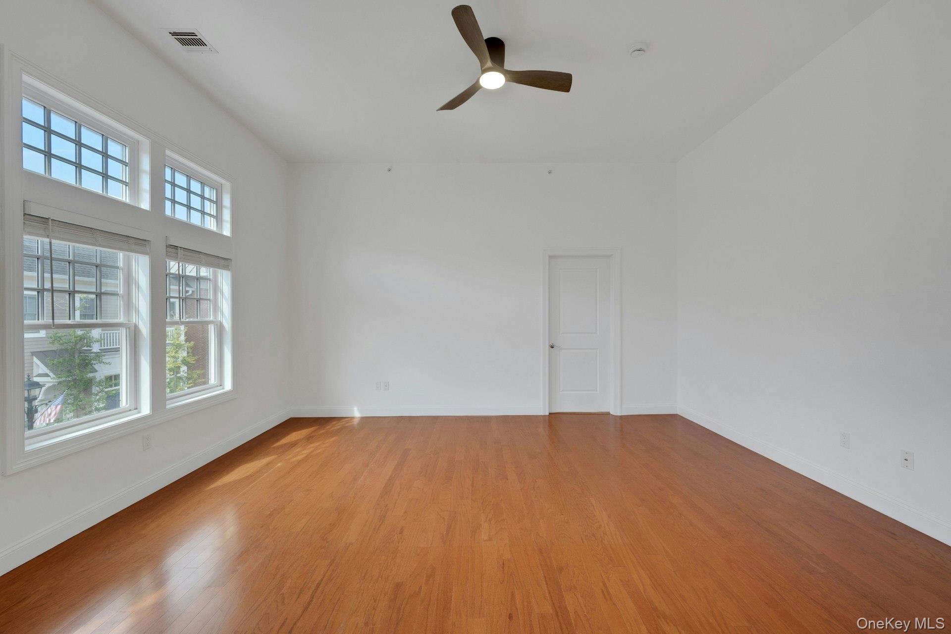 Photo 3 of this property