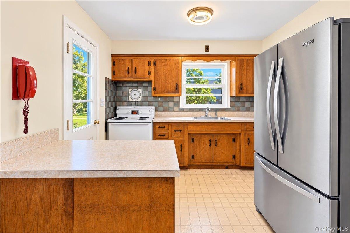 Photo 6 of this property