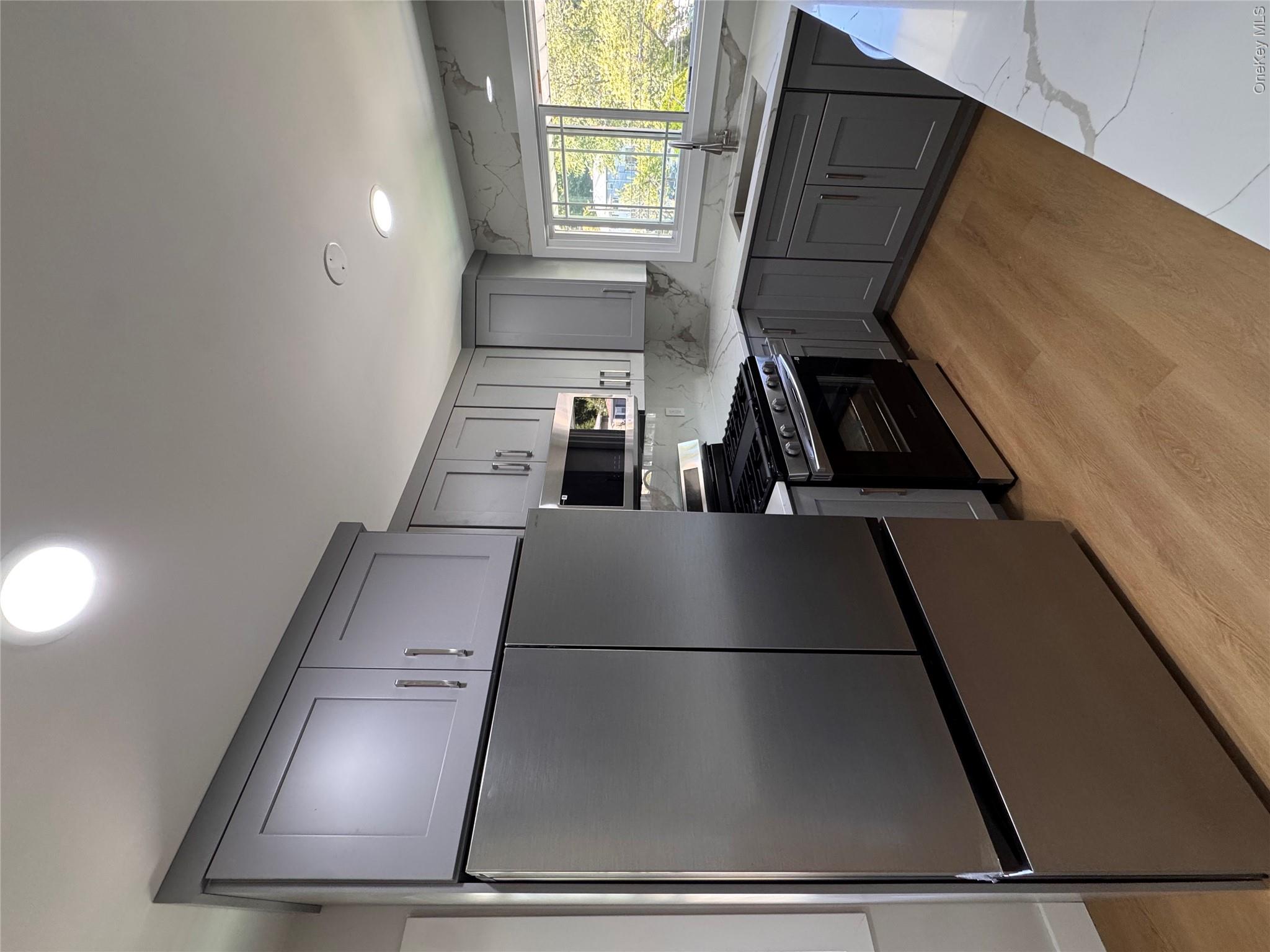 Welcome to this spacious 3bedroom, 1bath second floor apartment featur...