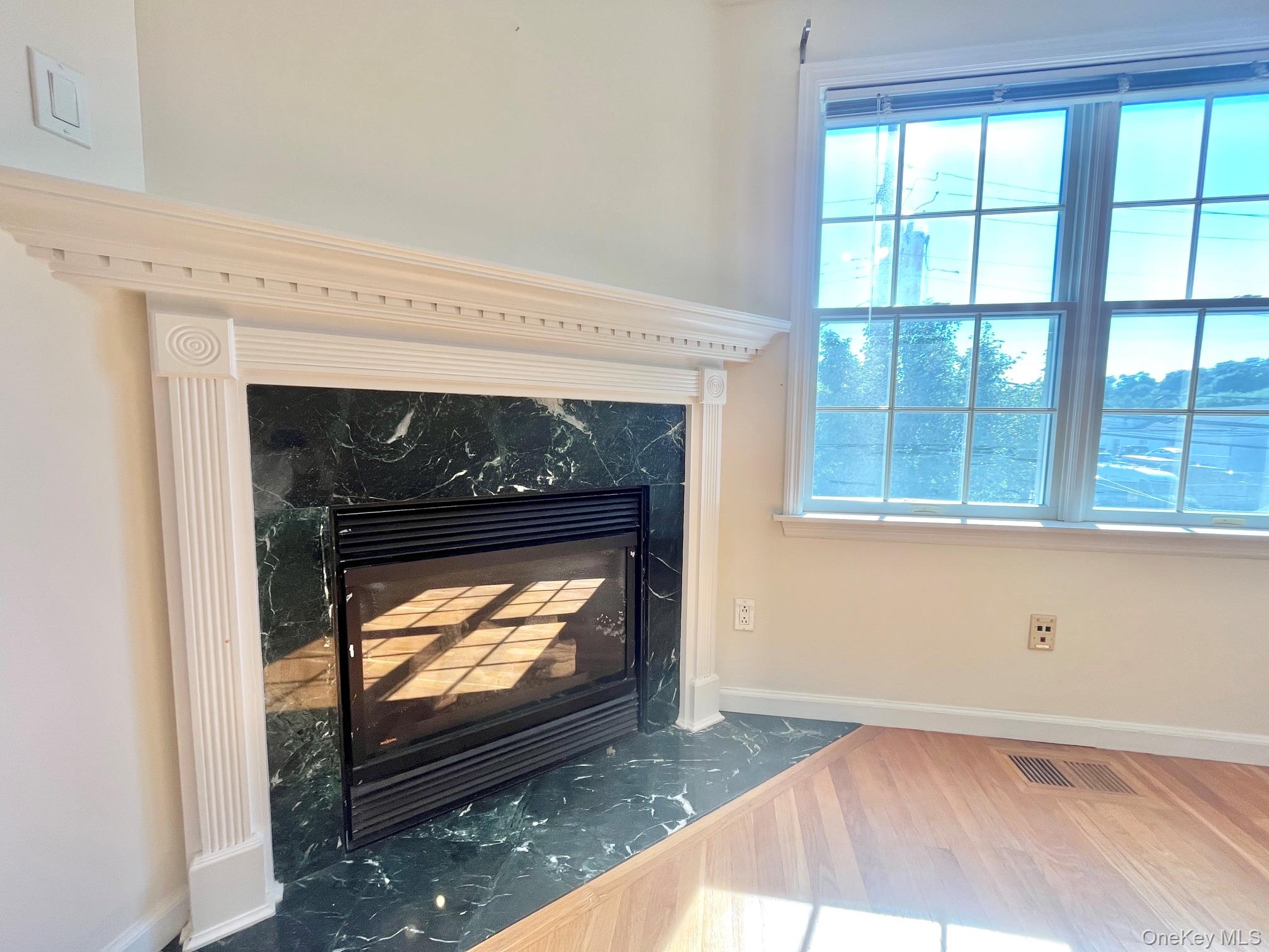 Photo 4 of this property