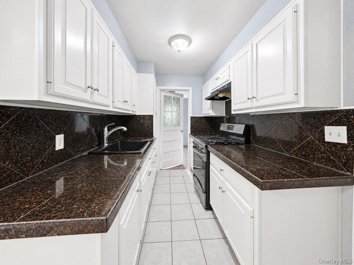 Photo 6 of this property