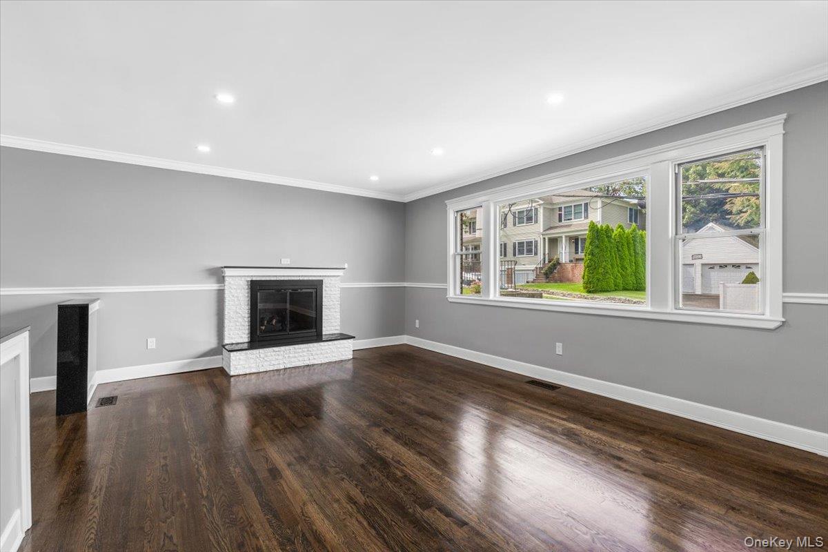 Photo 3 of this property