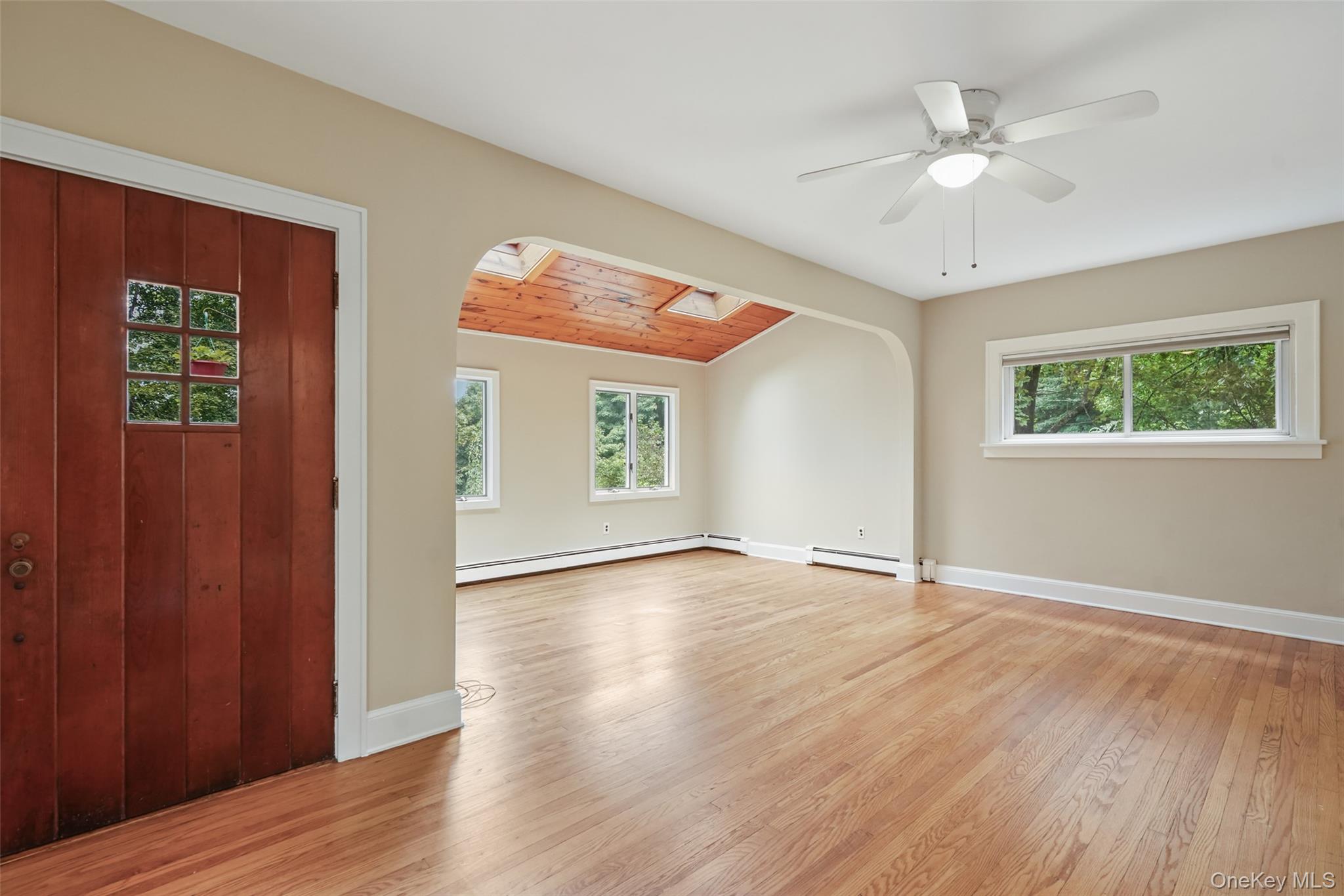 Photo 4 of this property