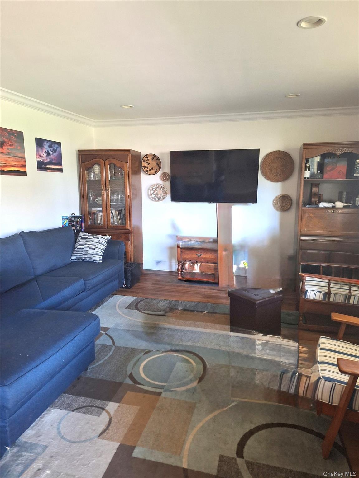 Photo 6 of this property