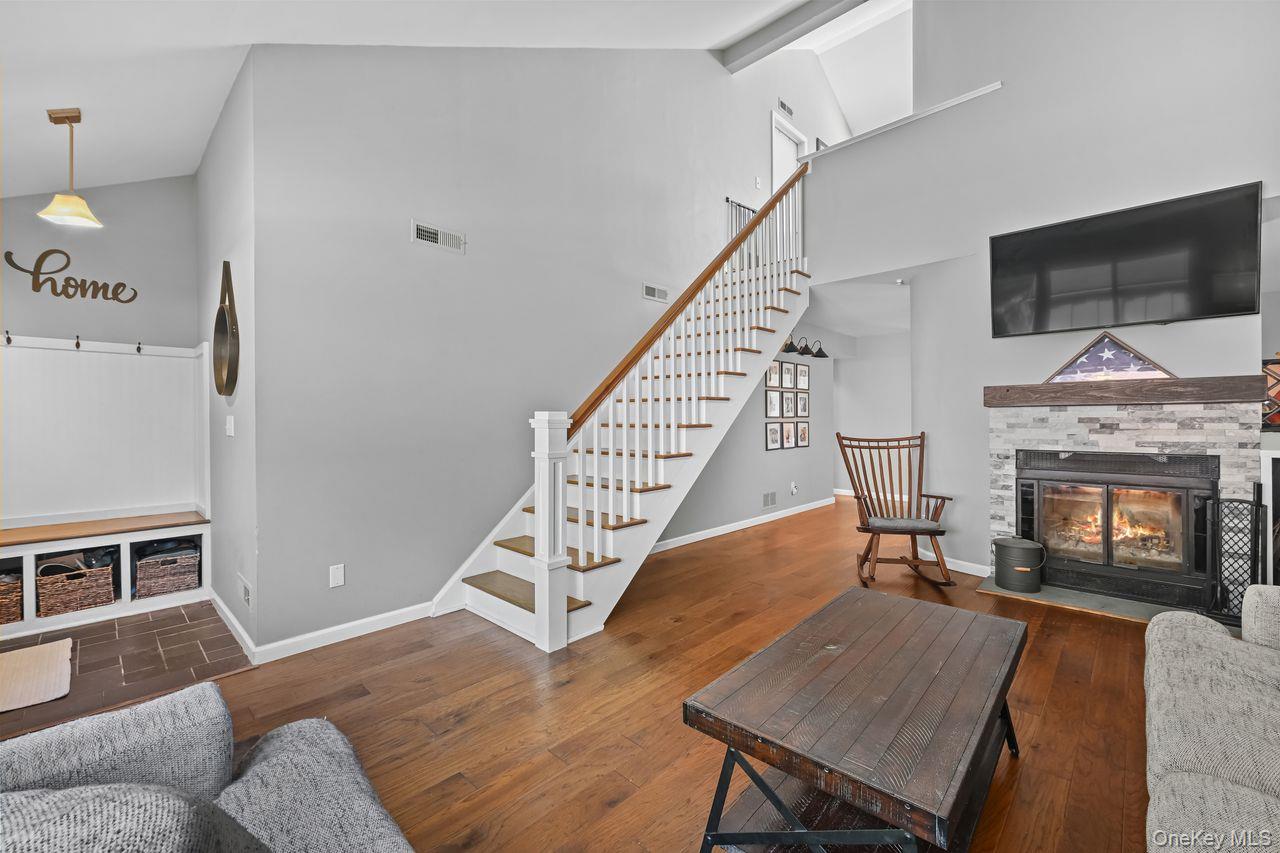 Photo 4 of this property