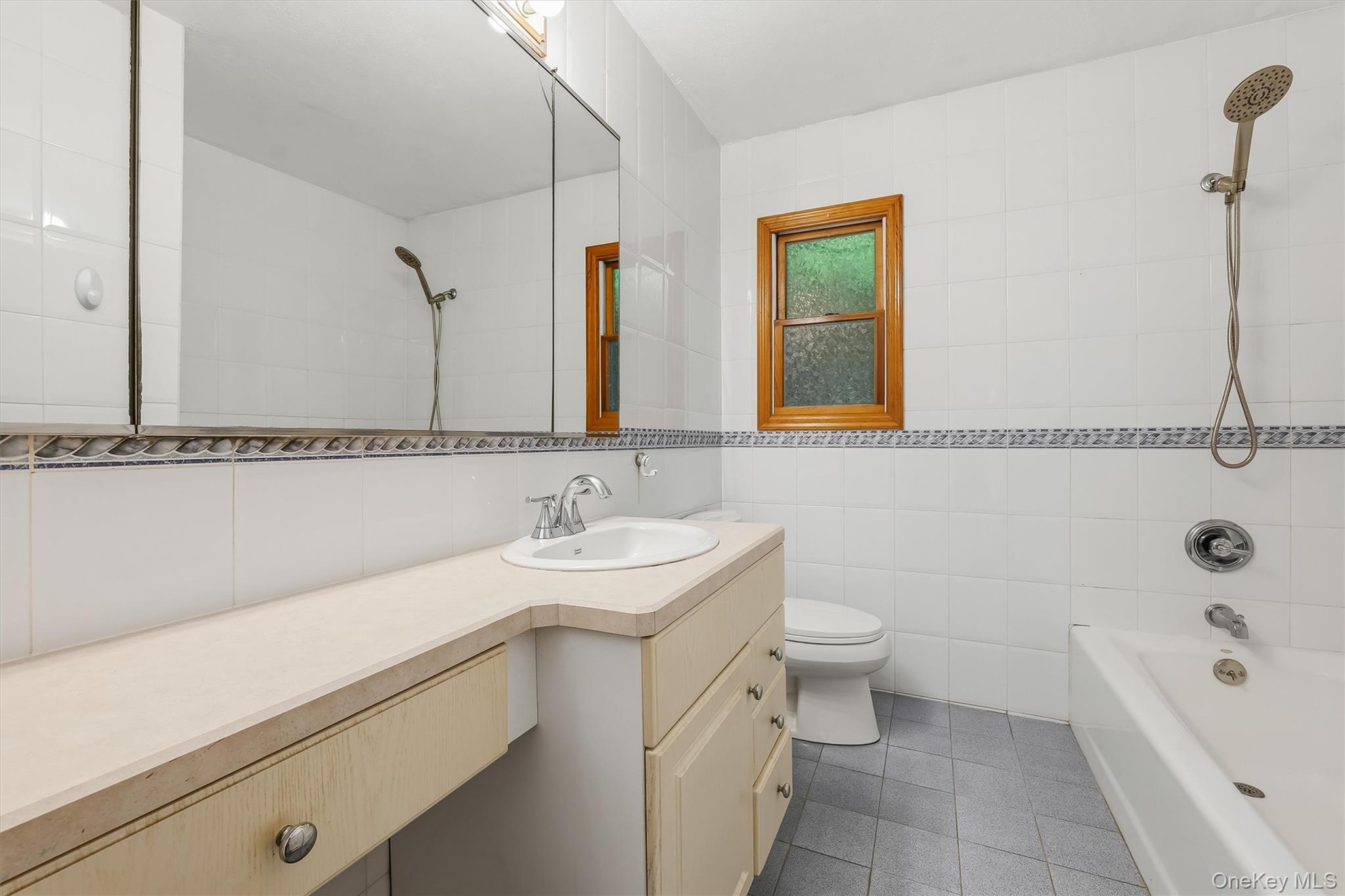 Photo 14 of this property