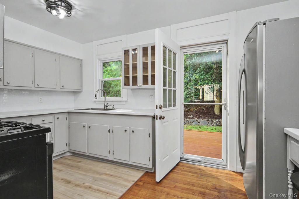 Photo 6 of this property