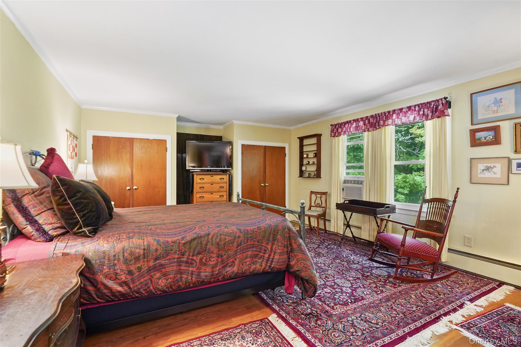 Photo 11 of this property