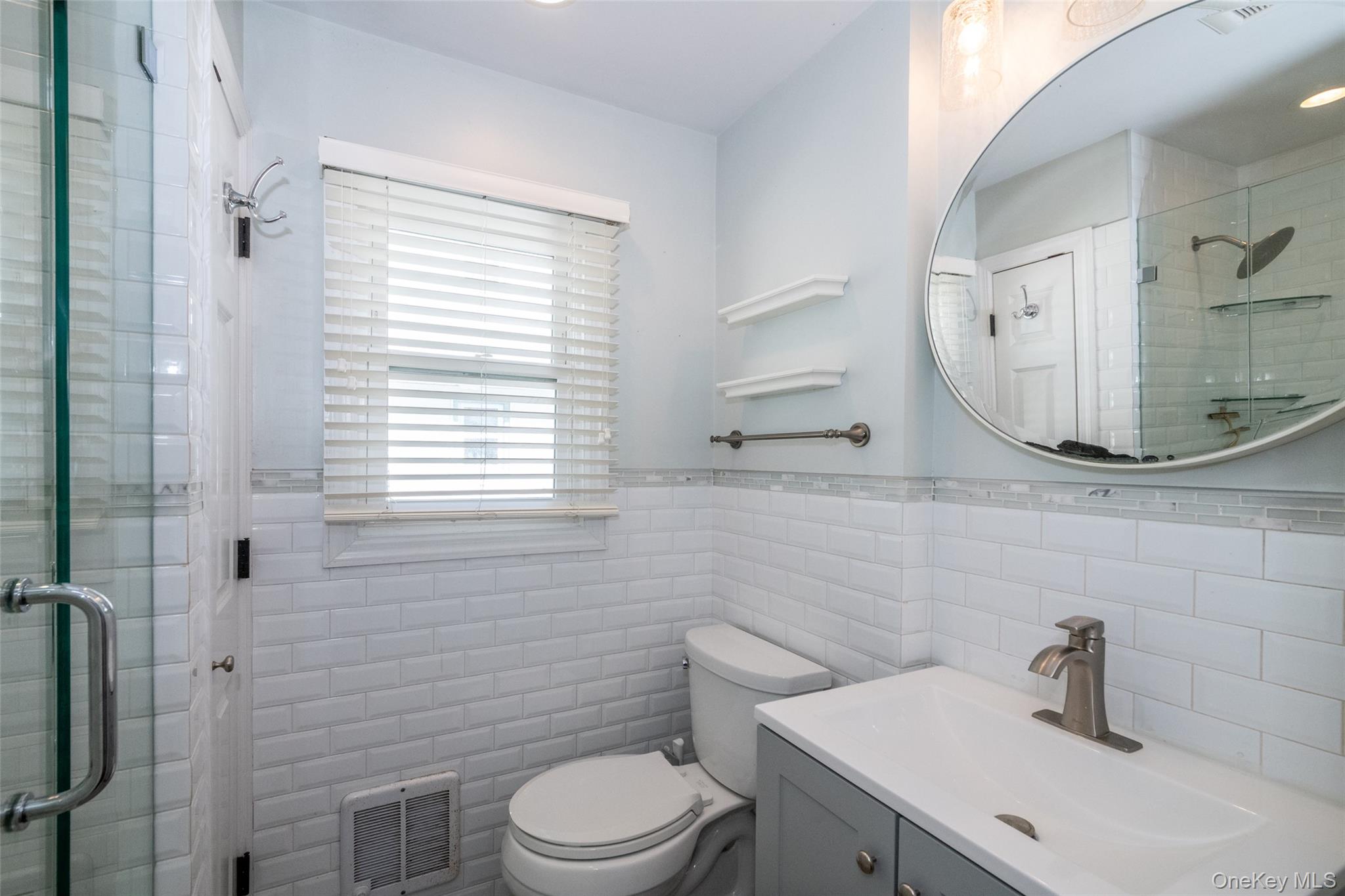 Photo 9 of this property