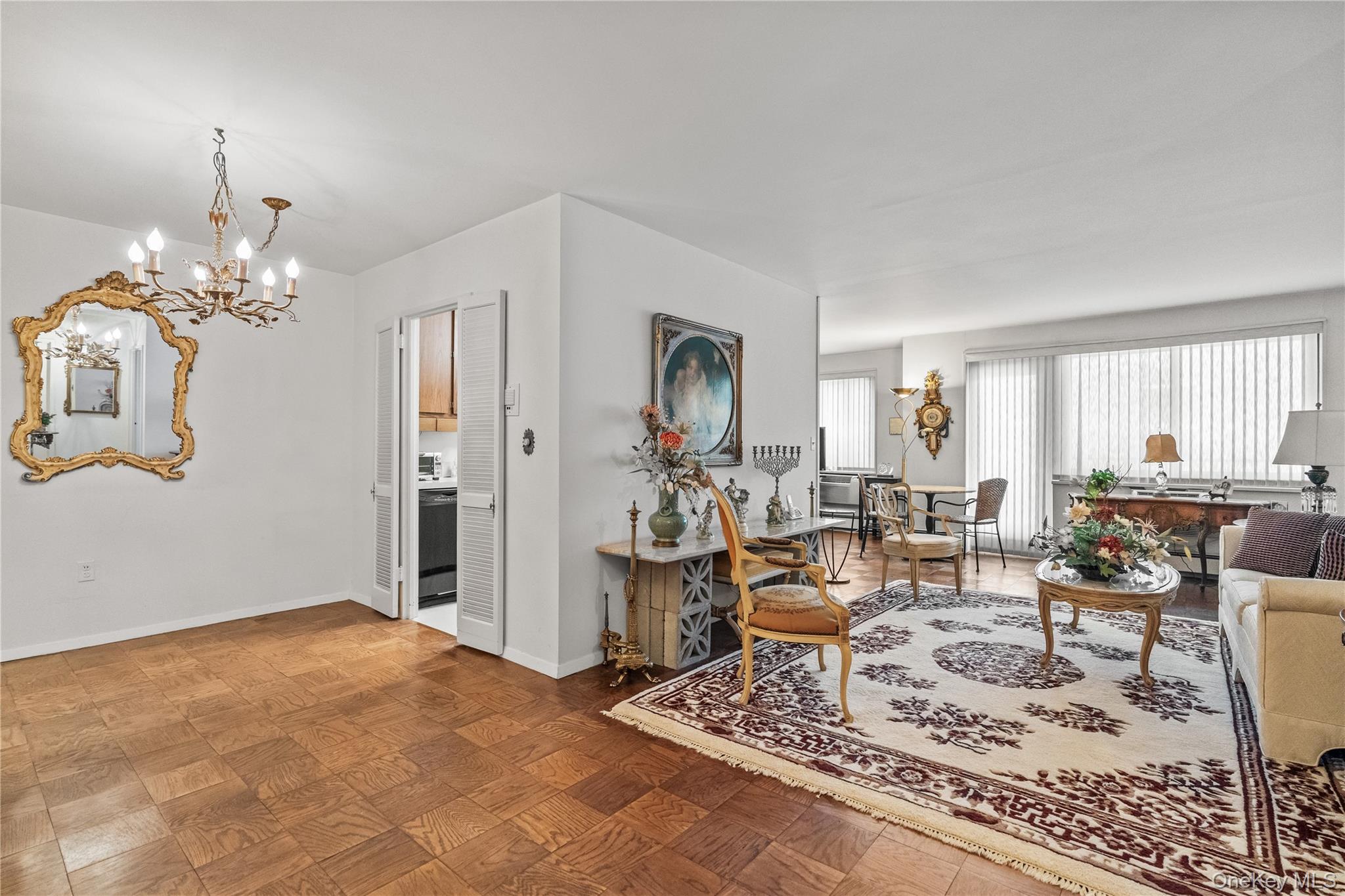 Photo 4 of this property