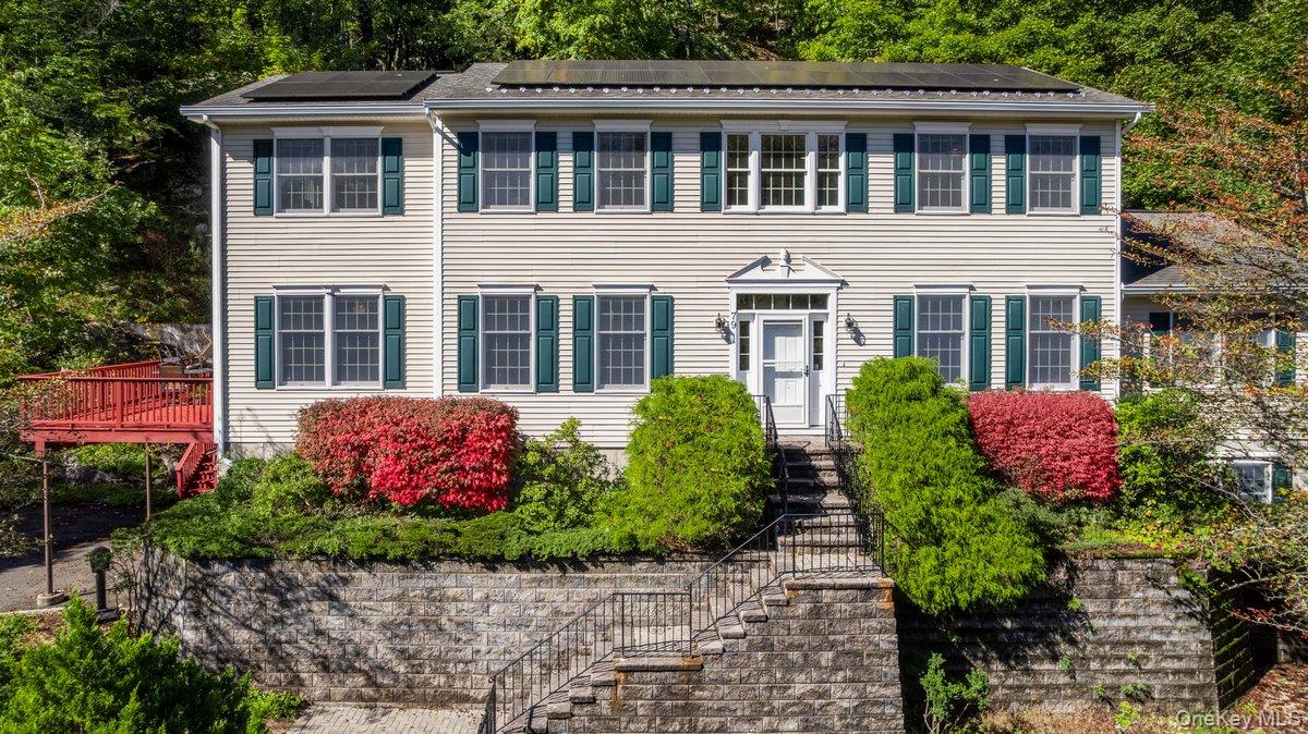 Welcome to 79 Cliff Street, a spacious six-bedroom, four-bathroom home...